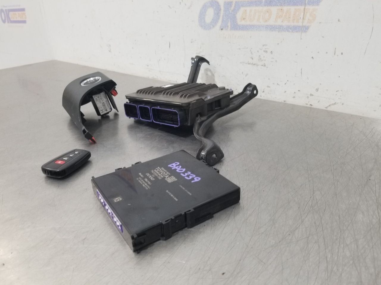 21 2021 TOYOTA CAMRY XSE THEFT-LOCKING KEYLESS IGNITION WITH KEY 8999006390