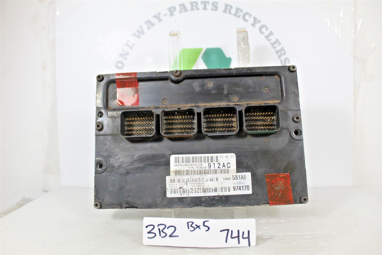 P04606912AC Chrysler Sebring Stratus 2005 Engine Control Unit ECU OEM 3B2 744 B5