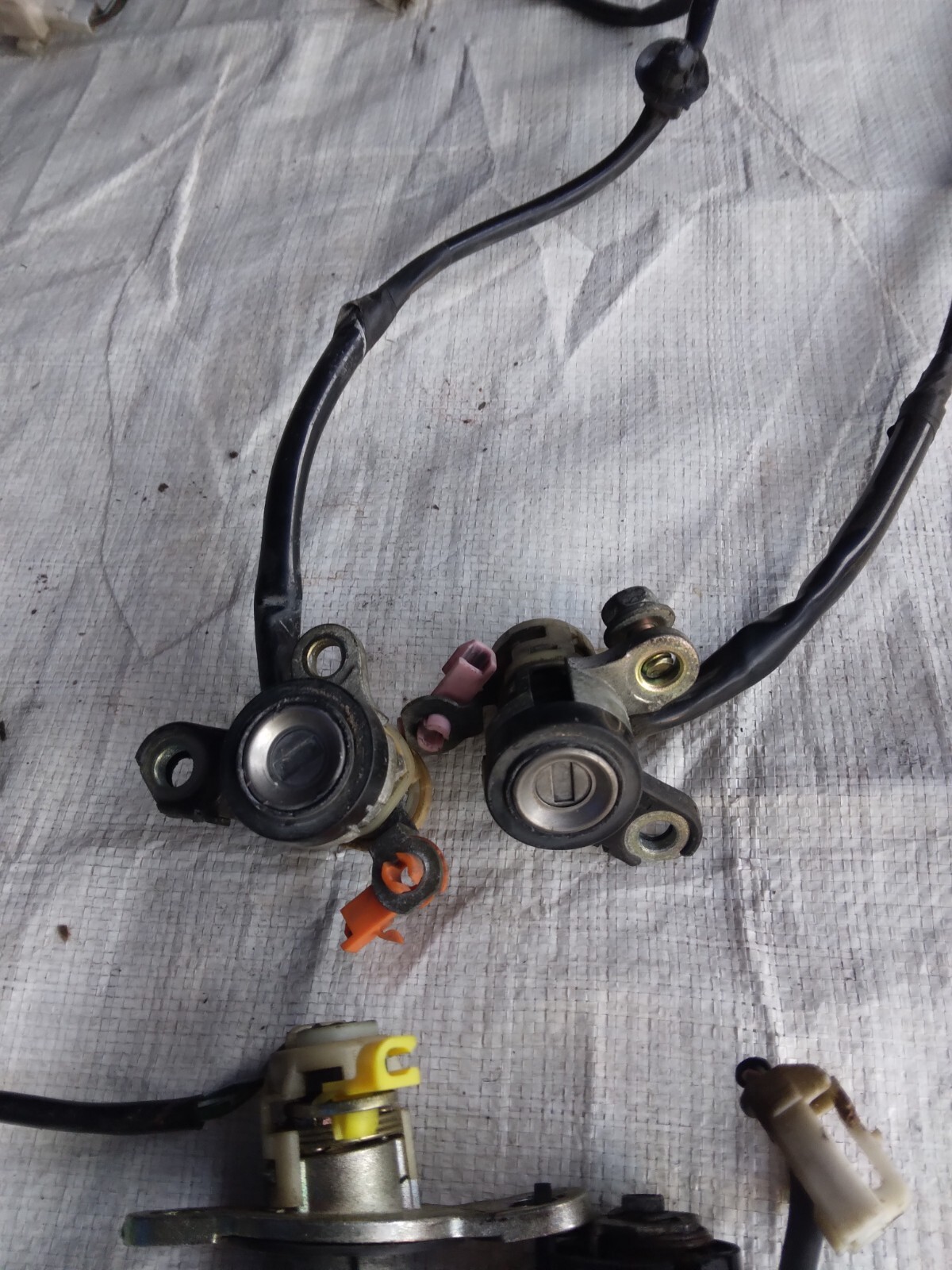 Lexus SC300 sc400 Key Lock Set OEM (see description)