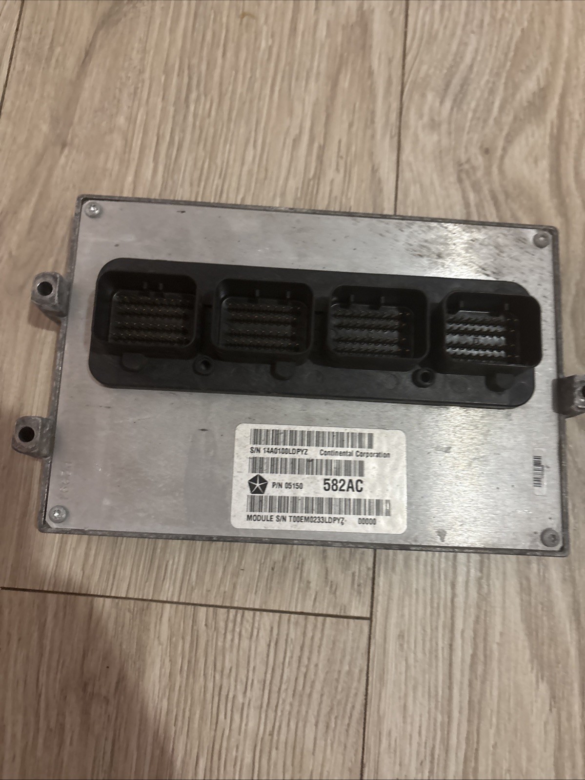 2011 Durango Grand Cherokee 5.7L Engine Control Module ECU ECM 05150582AC