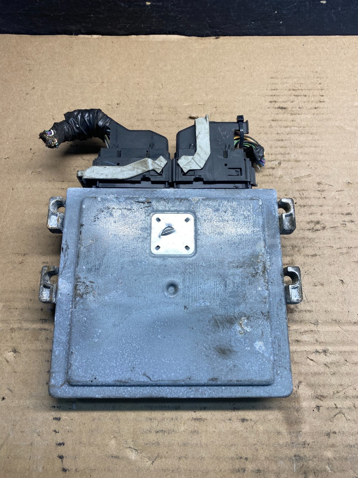 2017 2018 2019 Ford Fusion Engine Control Unit ECU Computer Module AE2155 DG
