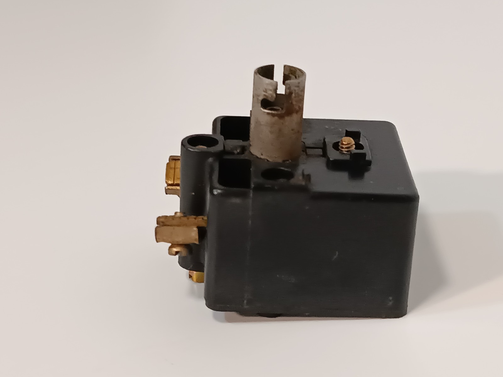 Two pilot light modules/ assemblies, includes Schneider 9001-KM-1, as shown