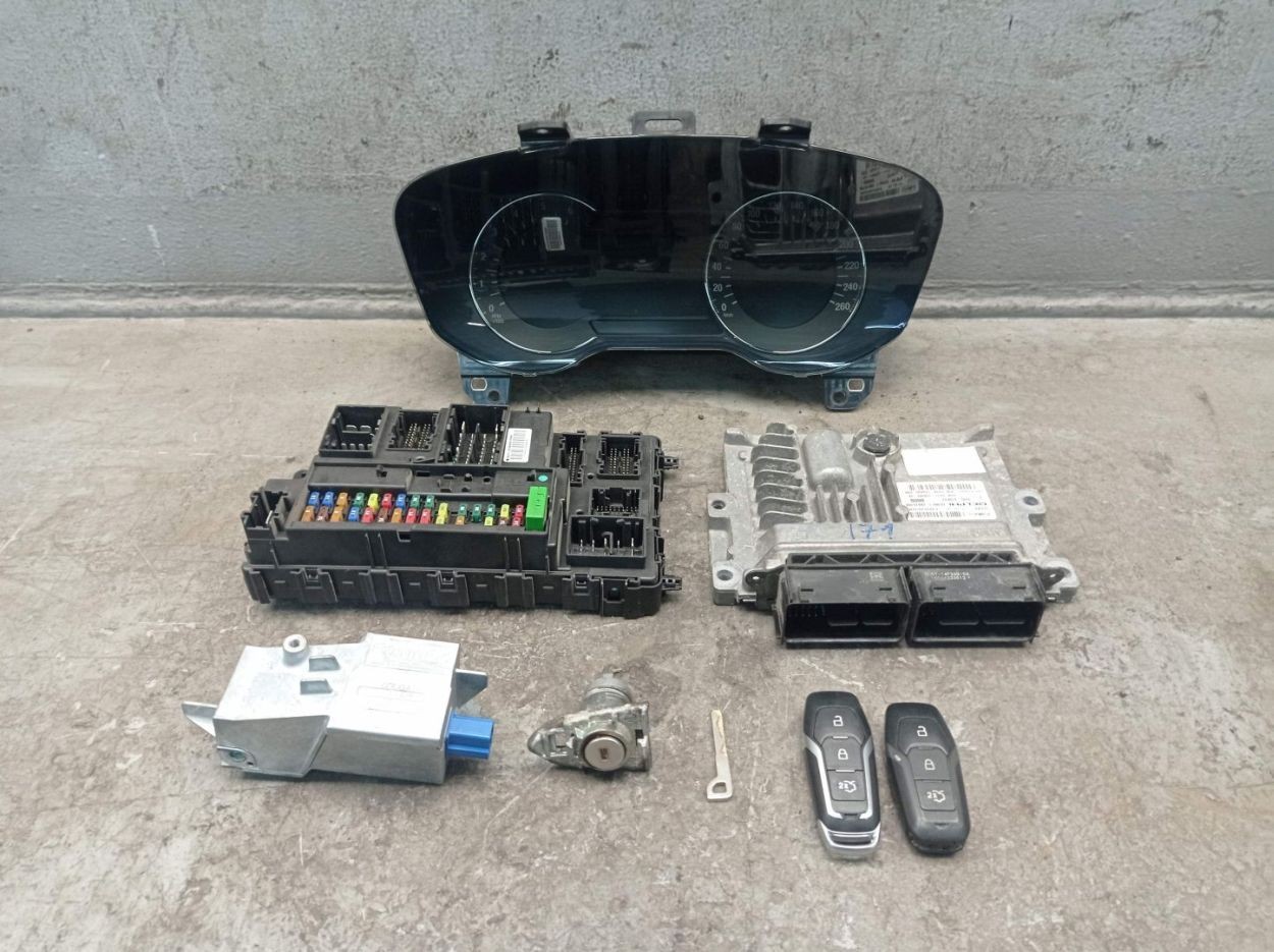 Engine control unit complete kit for Ford FS7T-10849-ALB DS71-12B684-UE