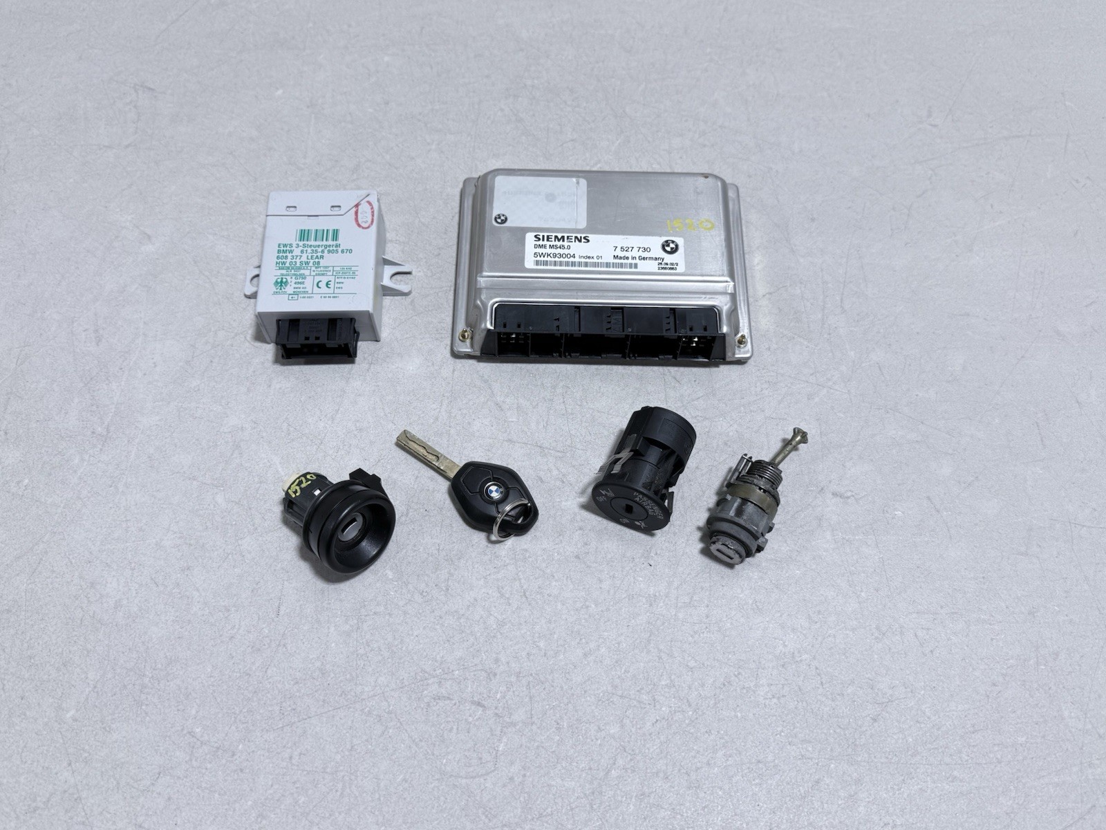 03-05 BMW Z4 E85 2.5L MANUAL M54 DME MS45.0 ECU KEY LOCK SET 7527730 OEM #1520