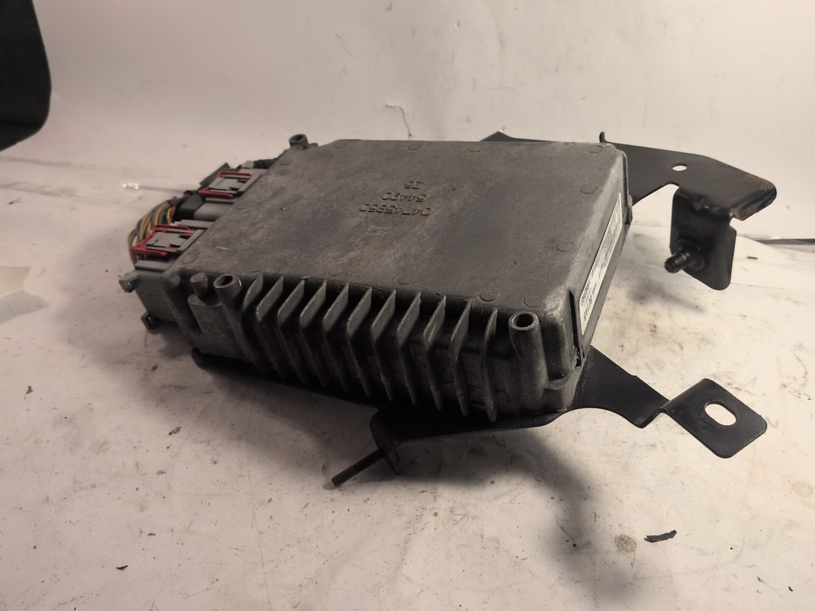 2002 Chrysler Sebring Engine Control Module ECM ECU 04745860 2.7L OEM