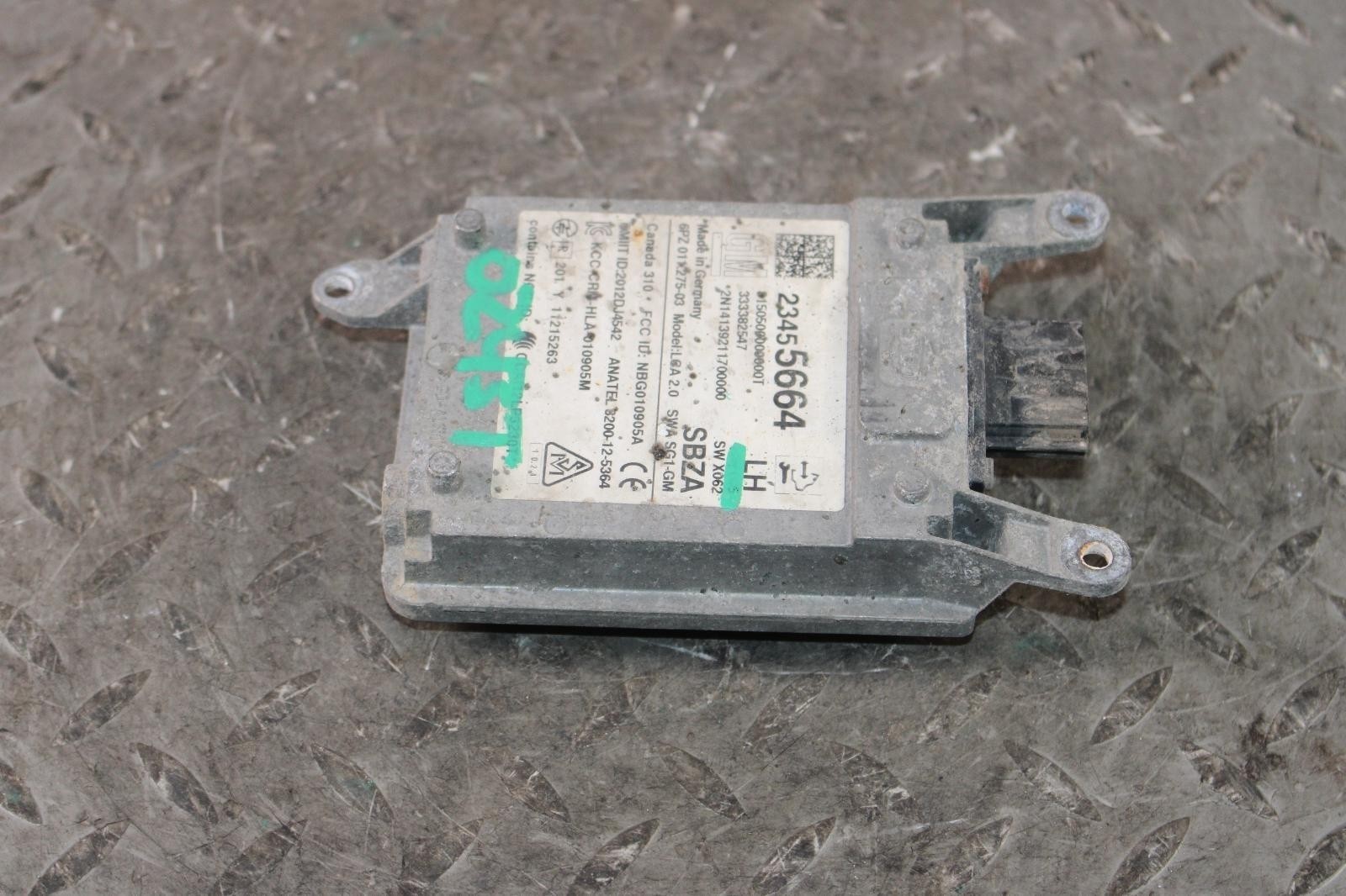 15-16 Escalade Driver Side Left LH Radar Blind Spot Control Module Unit OEM
