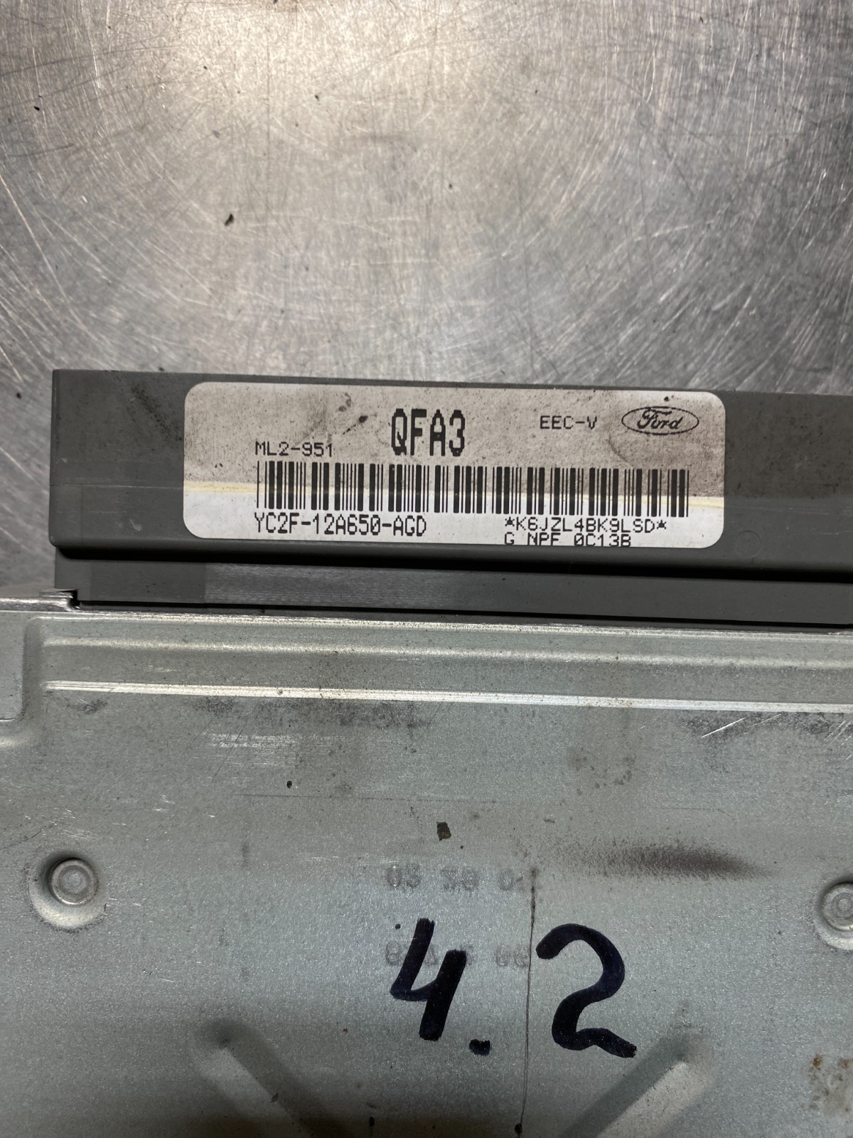2000 Ford E250 4.2l Ecm Engine Computer Ecm Yc2f-12a650-agd