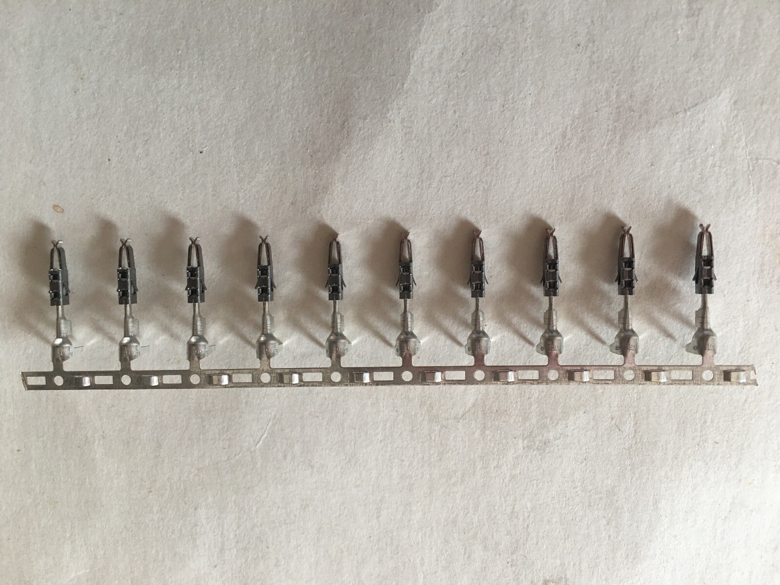 10x Genuine TE Connectivity AMP 969005-2 Micro Timer 2 Socket Terminal 24-20 AWG