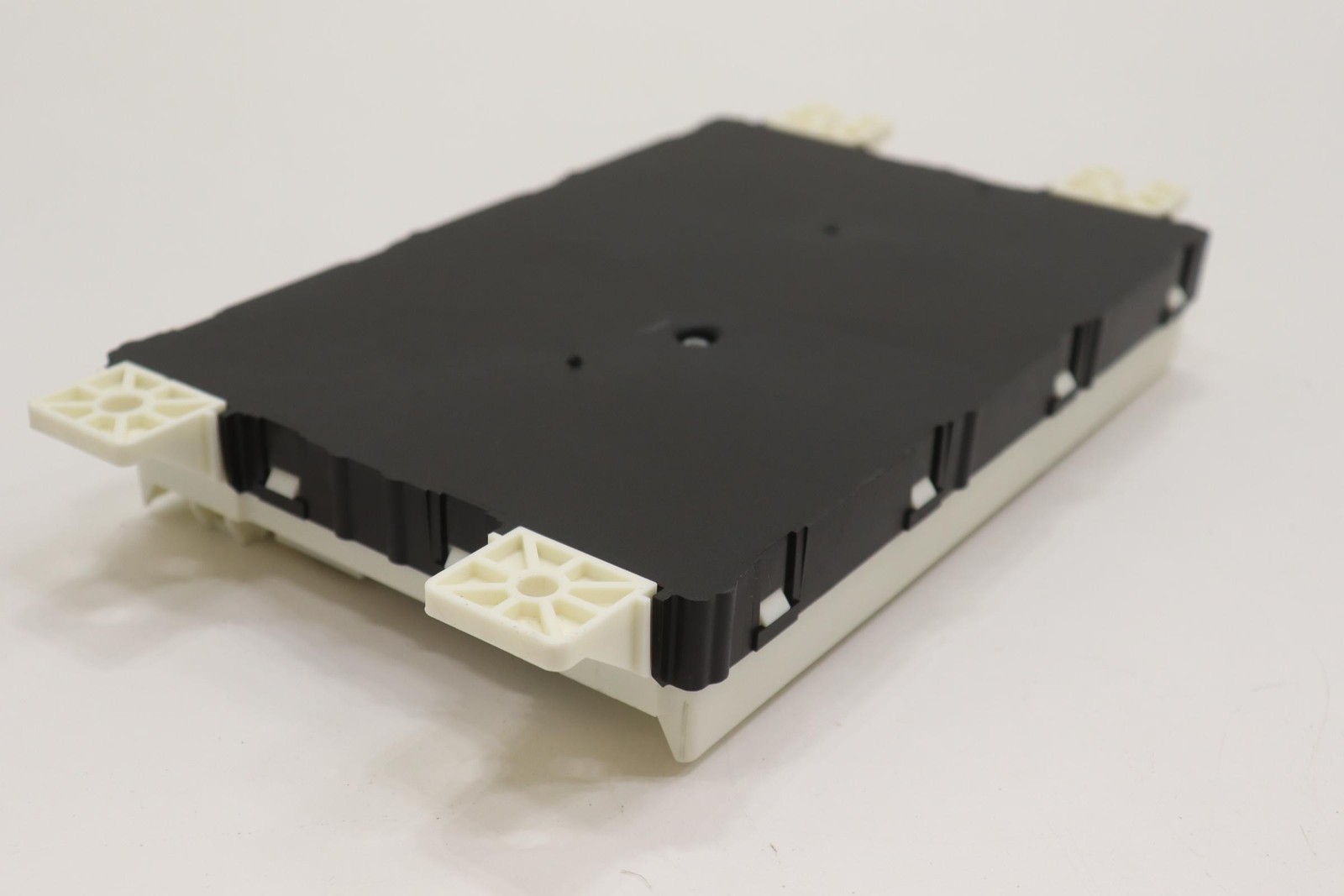 2020 CHRYSLER PACIFICA BCM BODY COMPUTER CONTROL MODULE UNIT OEM 68424600AD