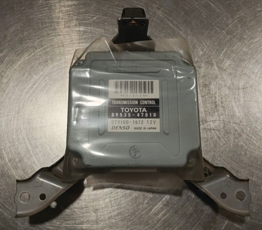 2004-2009 Toyota Prius Transmission Control Module Unit TCM 89535-47010