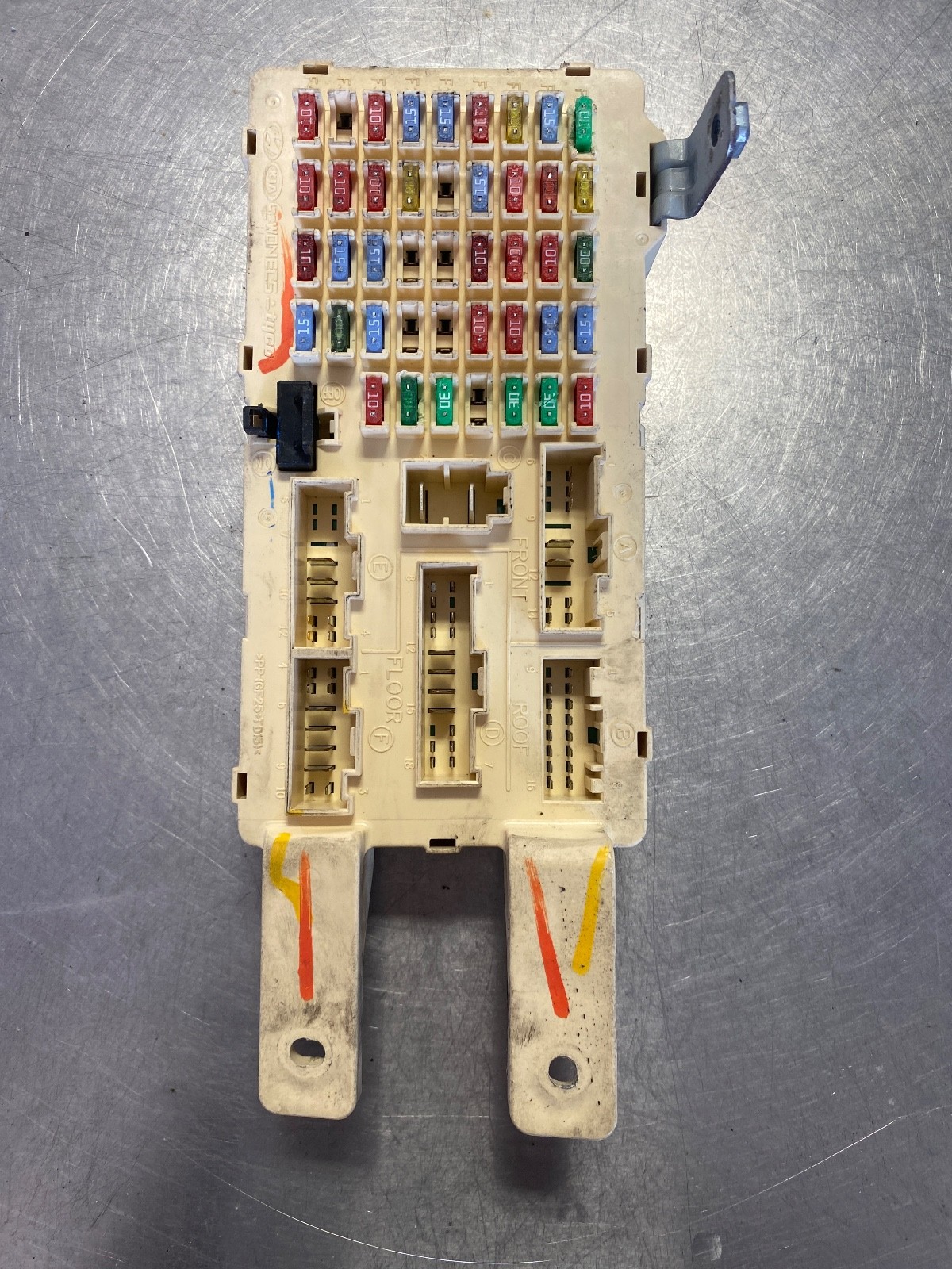 2007-2009 Hyundai Santa Fe Interior Junction Block Fuse Box 91950-2B200 OEM