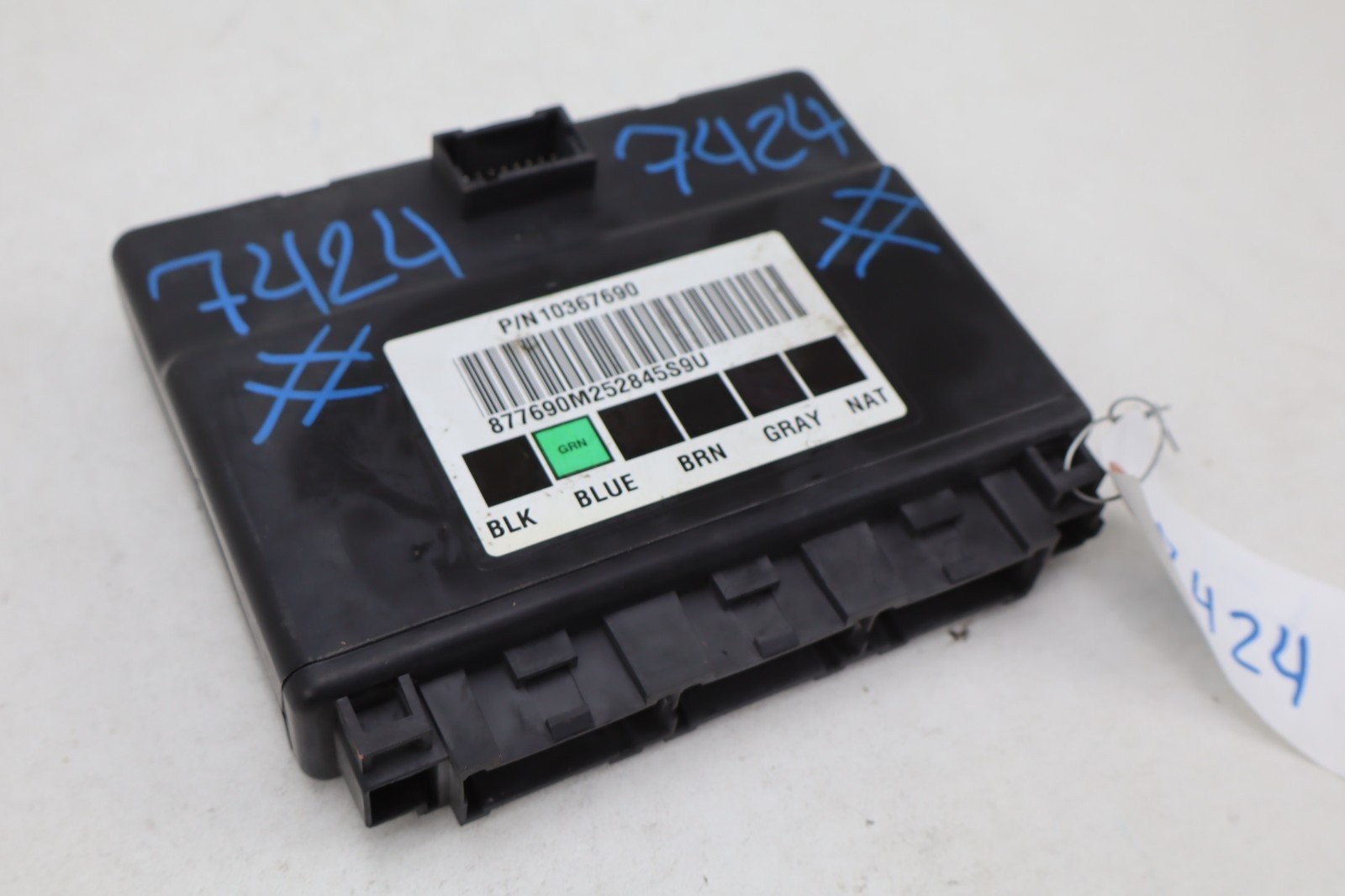 2006 Chevrolet Suburban 1500 Chassis ECM Body Control Module Unit BCM 10367690