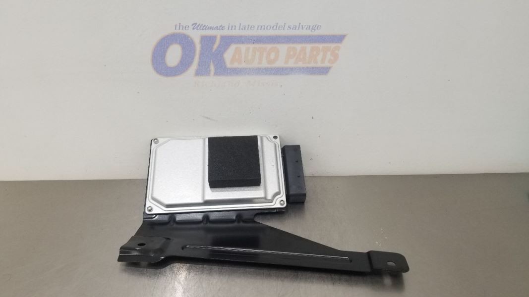 18 FORD MUSTANG SHELBY GT350 SUSPENSION CONTROL MODULE FR3V18B066AC