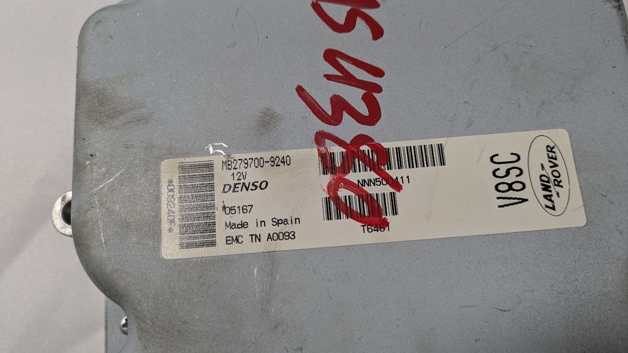 Used Engine Control Module (ECM) fits: 2006 Land rover Range rover sport Electro