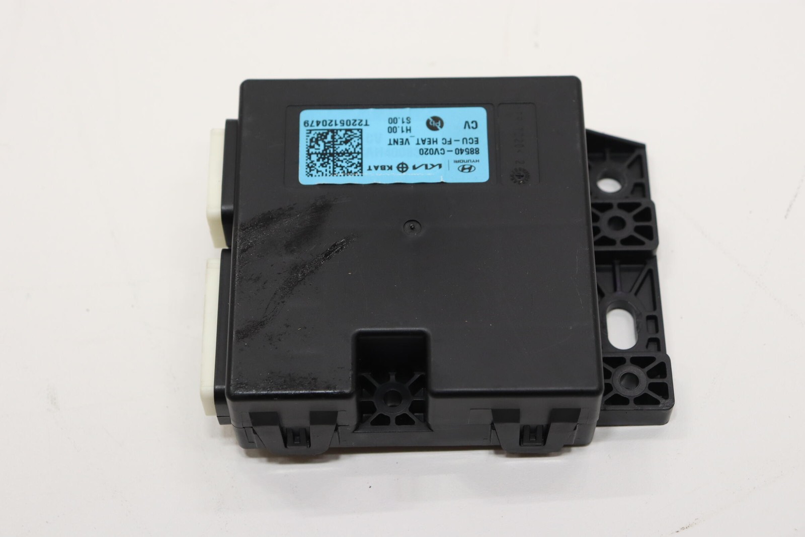 2022 -2024 KIA EV6 FRONT RIGHT PASSENGER SIDE SEAT CONTROL MODULE OEM 88540CV020