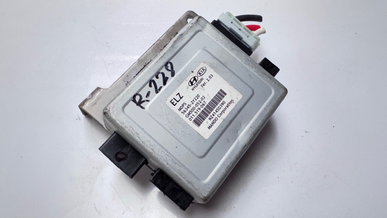 HYUNDAI IX35 STEERING COLUMN CONTROL MODULE 56345-2Y220 2013