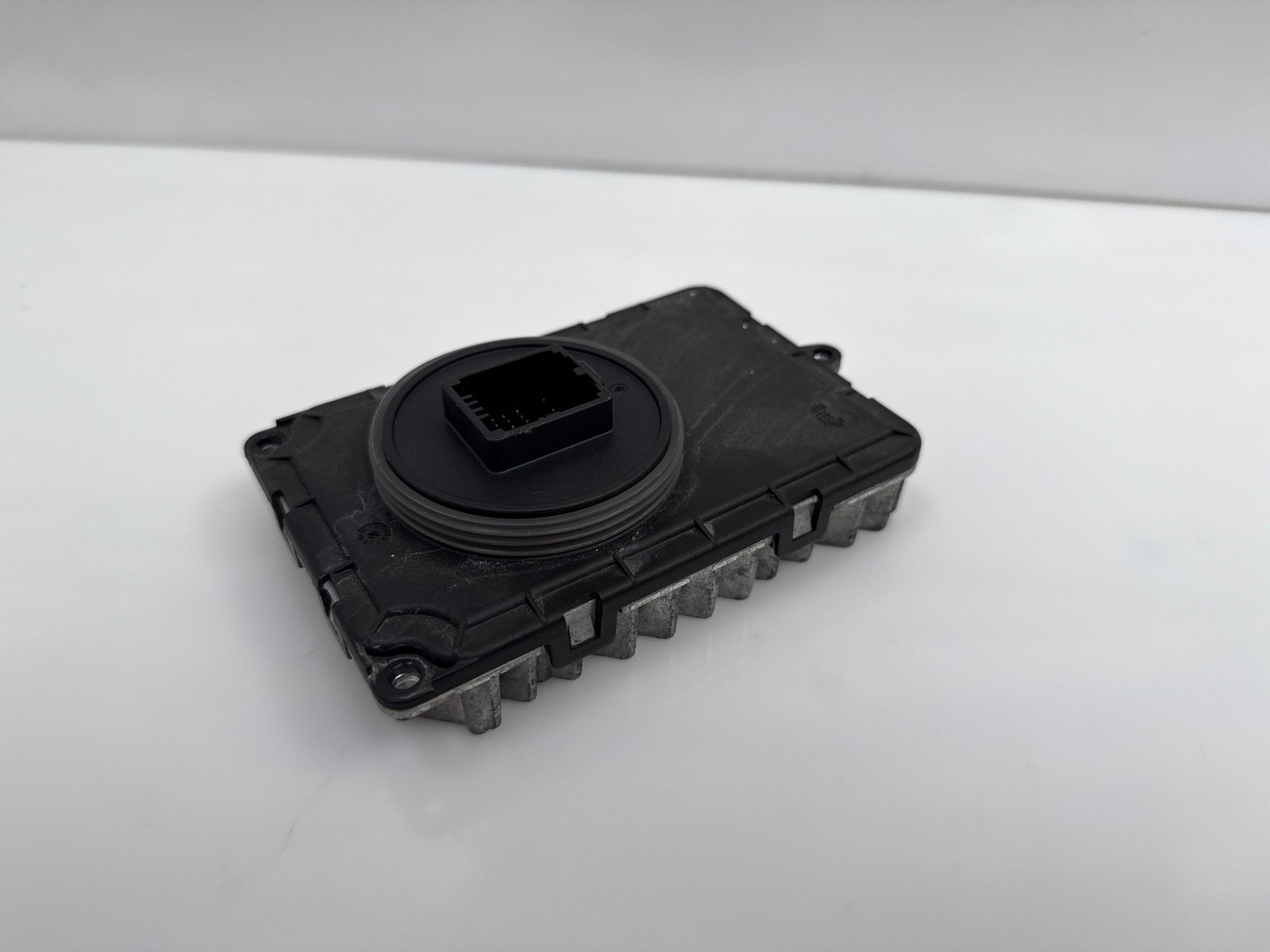 22-23 Chevy Bolt EUV Xenon HID Headlight Ballast Genuine OEM 13526415
