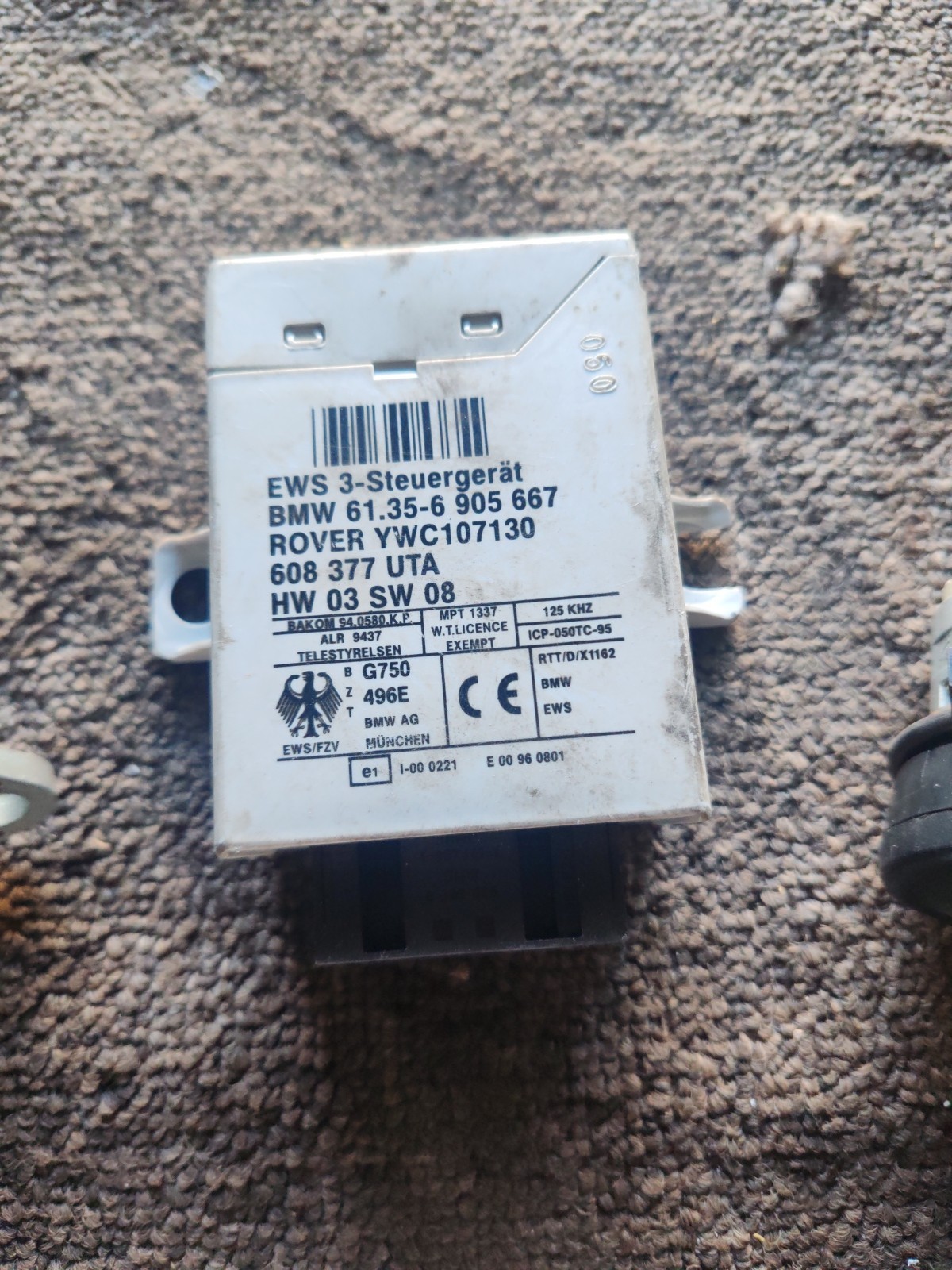 BMW 5 series E39 ECU Key Set 7500255