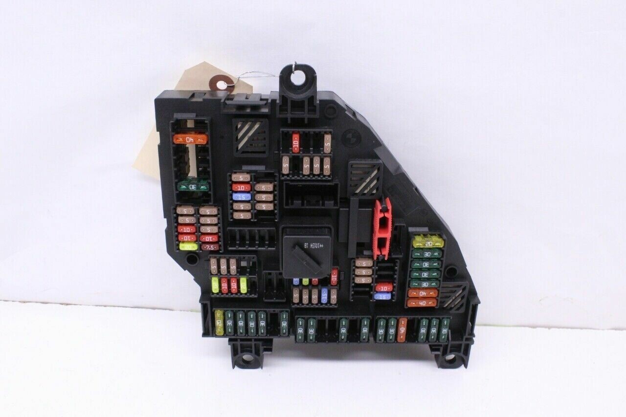 2011 BMW 550i Fuse Relay Box Rear OEM