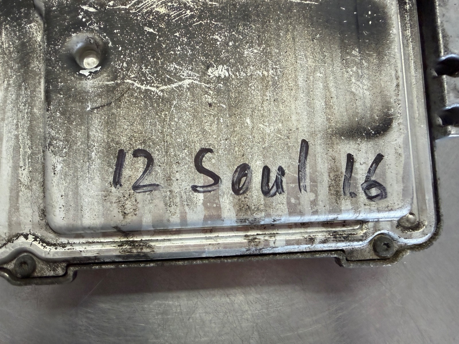 2012-2013 Kia Soul ECM Engine Computer 39110-2BCG0