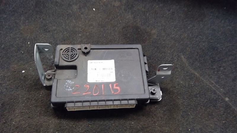 Chassis ECM Body Control BCM Center Dash Automatic Fits 09-10 GENESIS 890996
