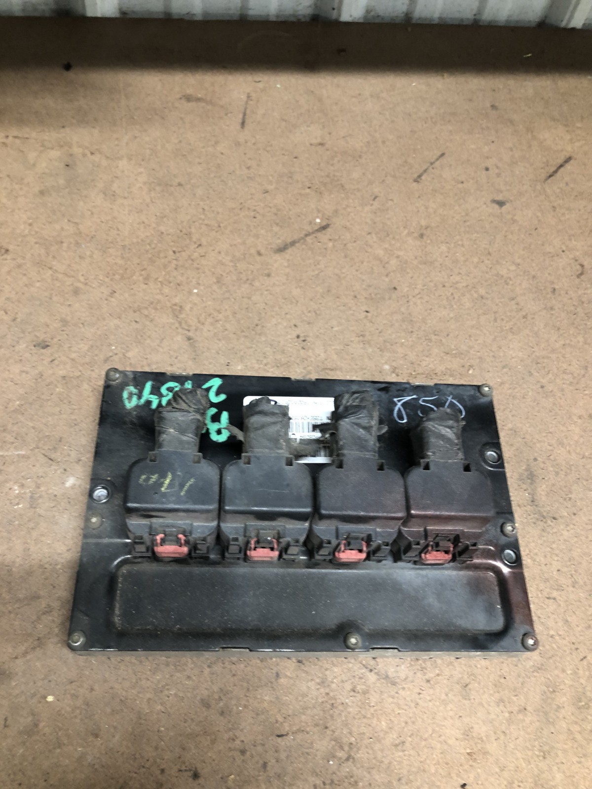 06 Dodge Chrysler Jeep ECU Engine Computer Control Module P05094650AC OEM Plugs