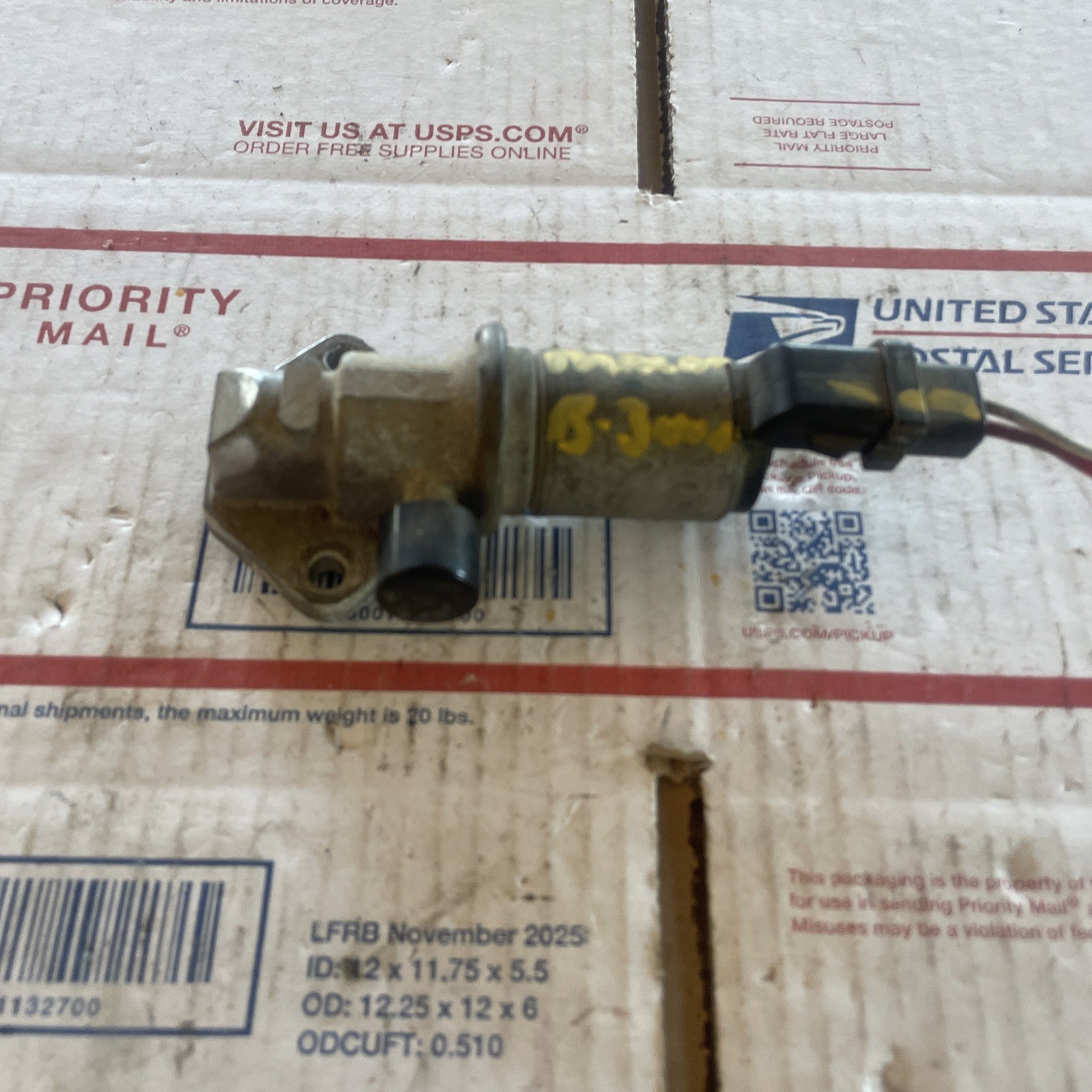 94 Mazda B3000 Ford Ranger 3.0 Idle Air Control Valve With Plug