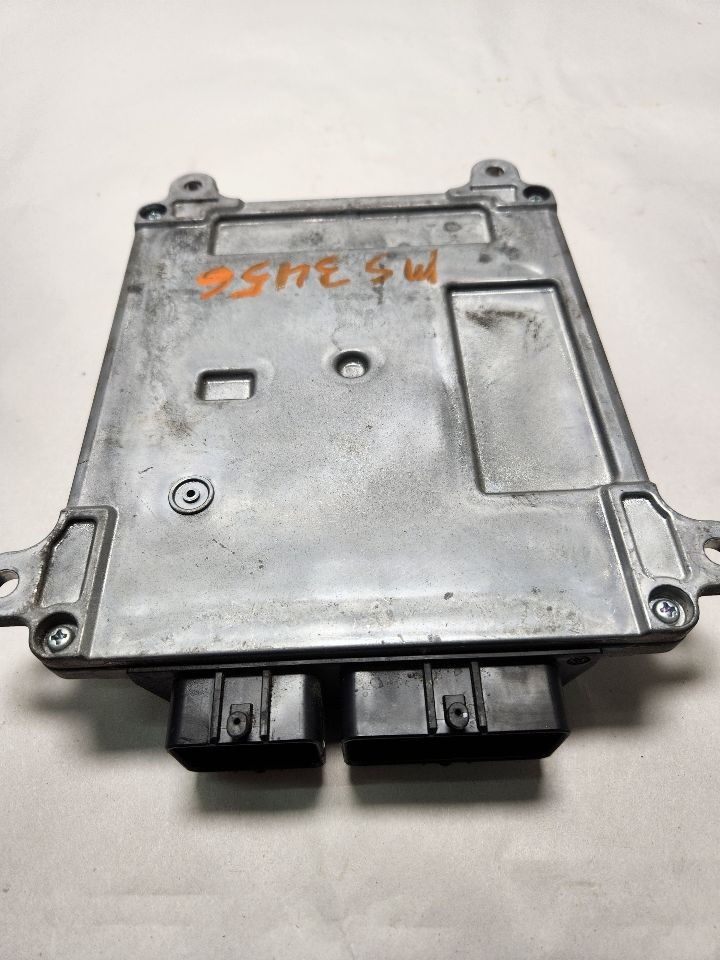 Used Engine Control Module (ECM) fits: 2020 Mitsubishi Eclipse cross Electronic