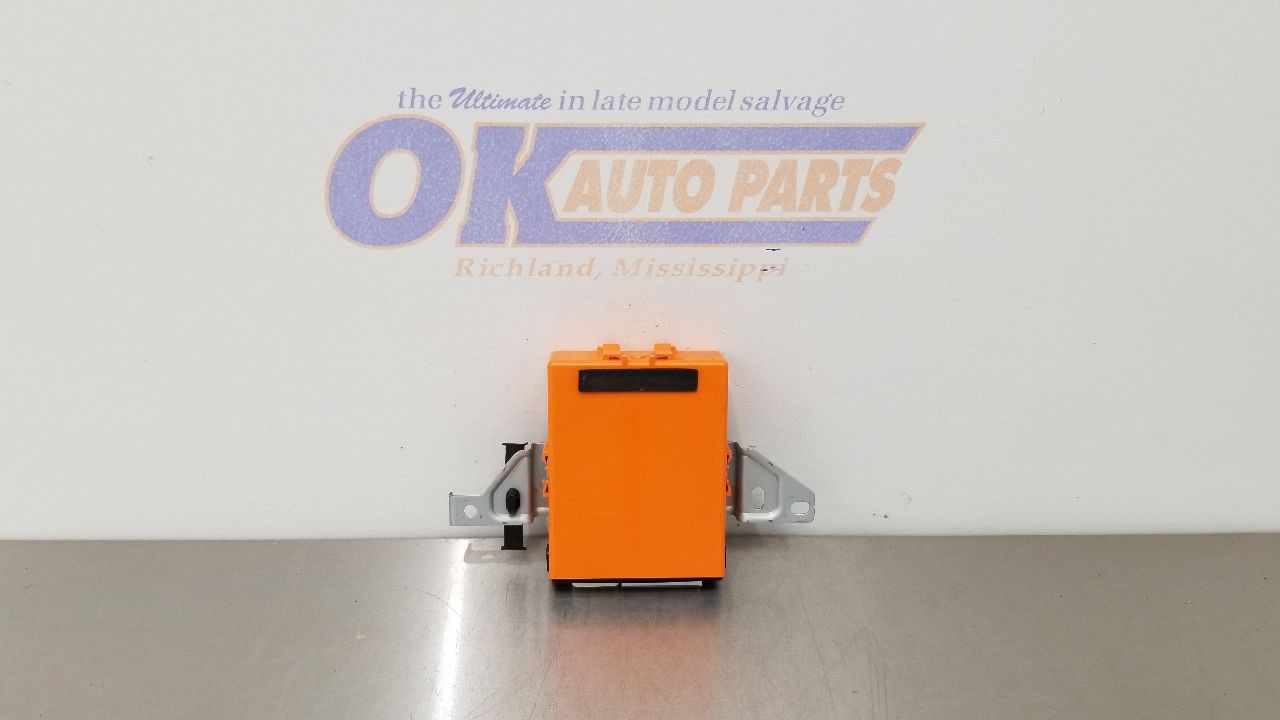 07 TOYOTA FJ CRUISER MULTIPLEX NETWORK CONTROL MODULE 8922235021