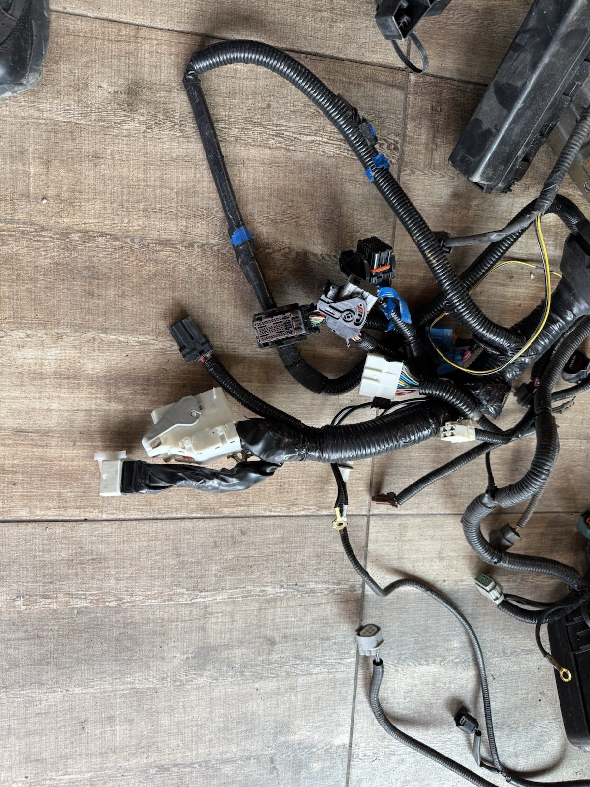Nissan Leaf Car Wiring Harness 240123nb1a OEM 2012 Warranty 60 days