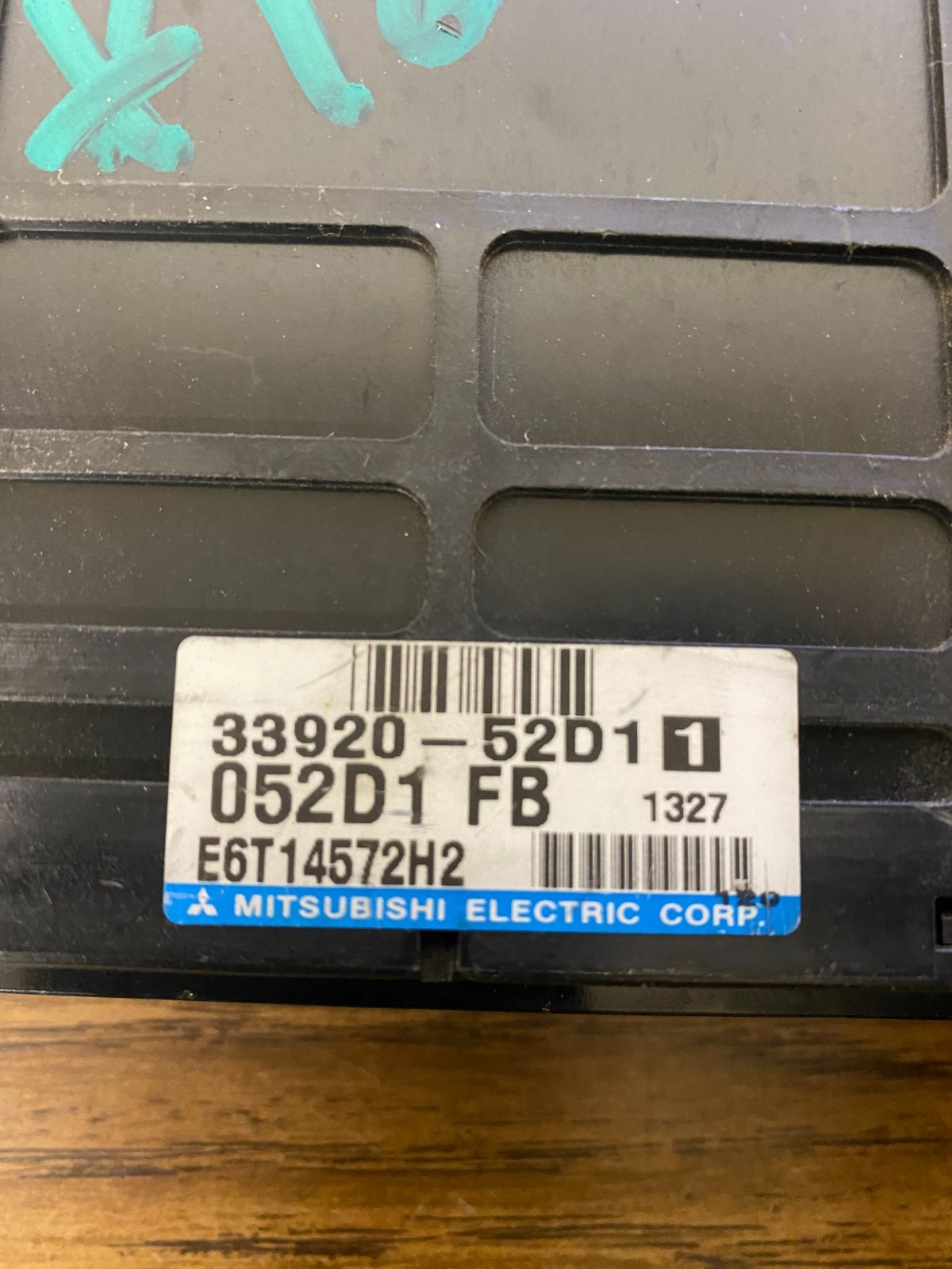33920-52D1 0 Suzuki Grand Vitara 2.7L AT 4X4 ECU Engine Computer Module ECM 2001