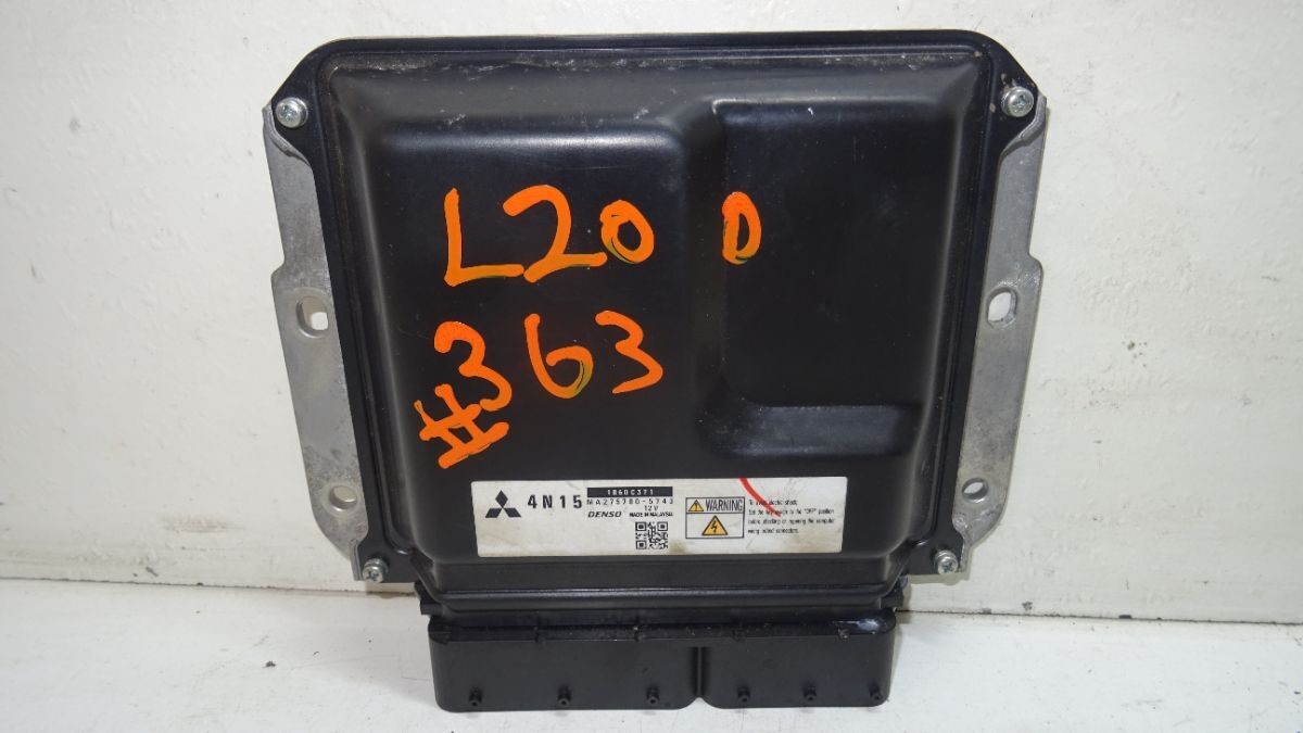 MITSUBISHI L200 (2015) DIESEL ENGINE CONTROL UNIT ECU 1860C371
