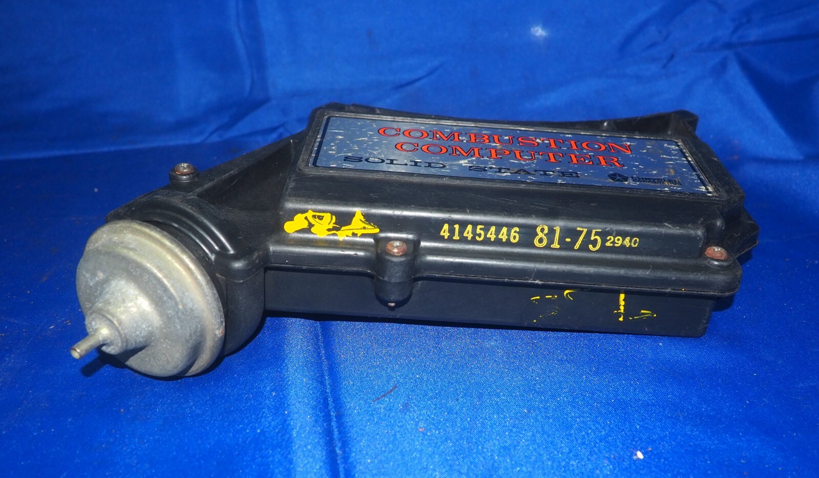 1981 1982 Chrysler Plymouth Engine Combustion Solid State Control Module ECU *