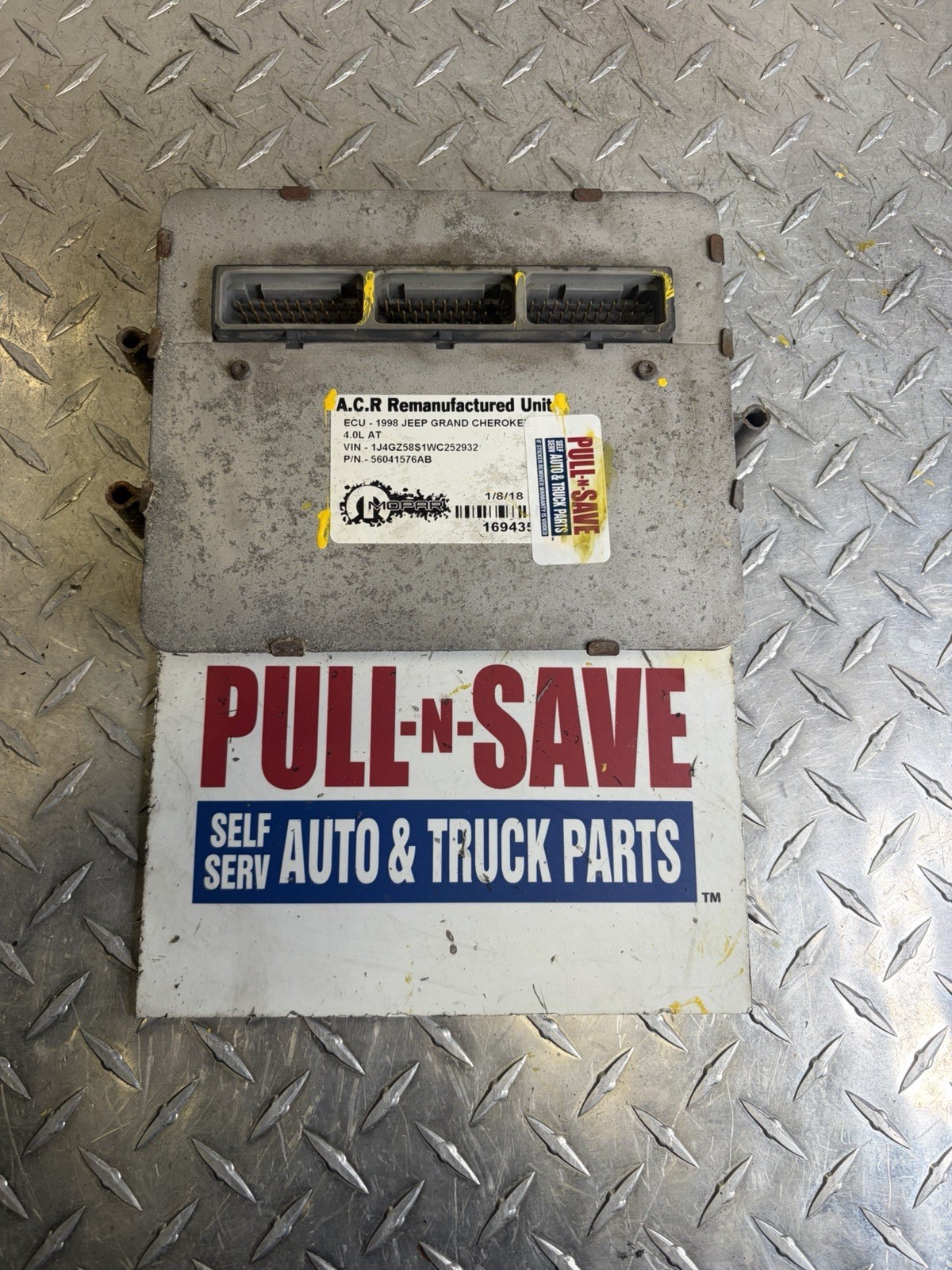 1998 JEEP GRAND CHEROKEE Engine Computer 4.0 AT ECU COMPUTER PCM P56041576AB ECU