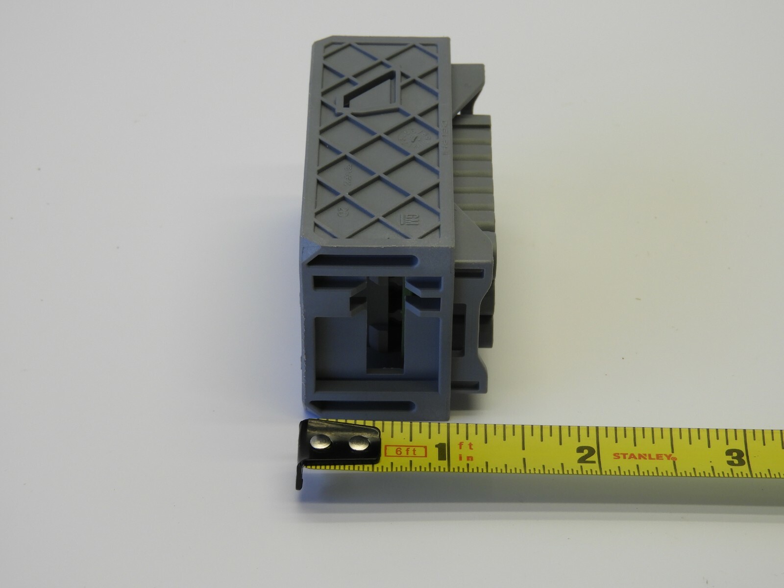 GM Delphi PBT-GF20 40 Position Pin Connector Gray for ECU ECM PCM Computer