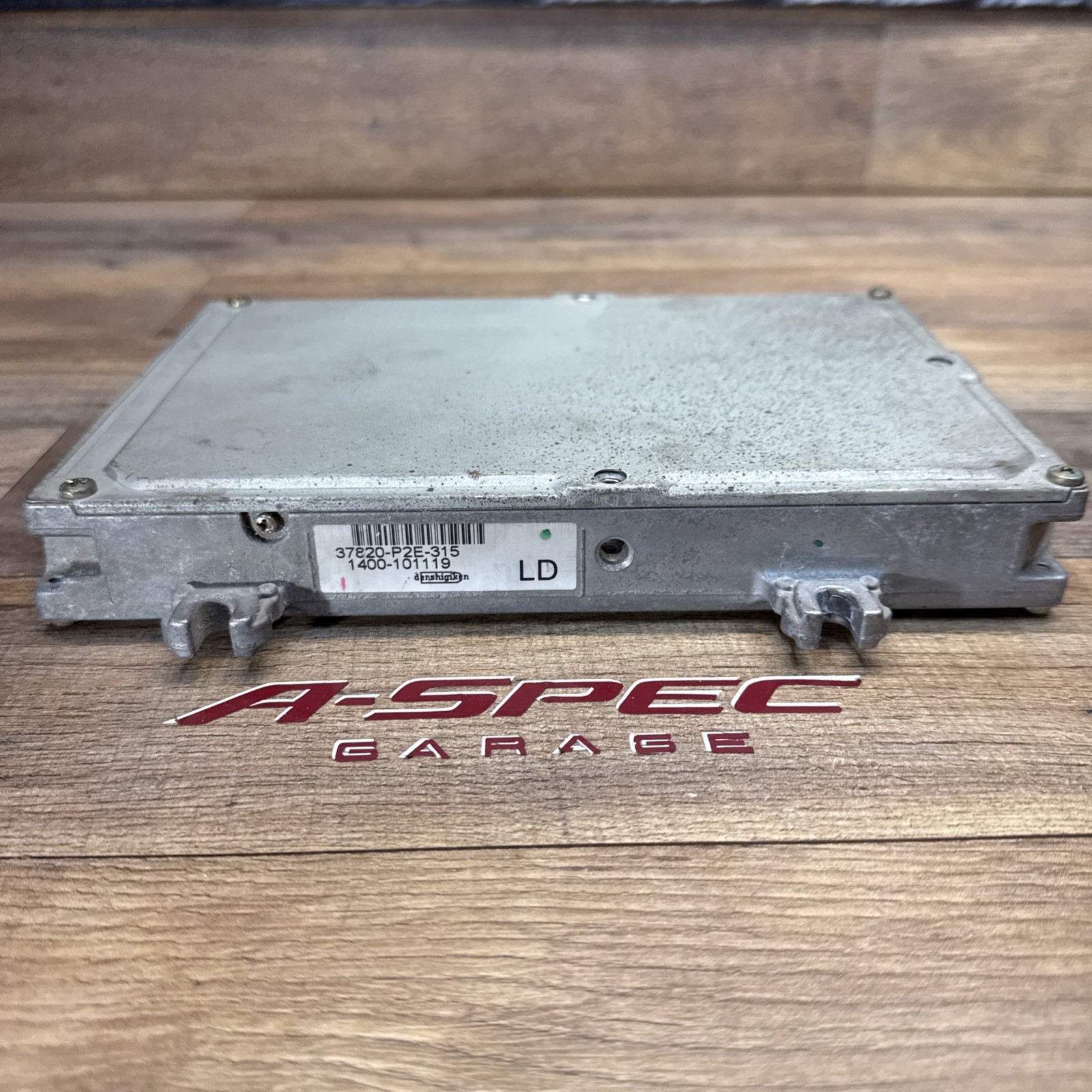 1996-1997 HONDA CIVIC ENGINE COMPUTER CONTROL MODULE ECU ECM EBX 37820-P2E-A01
