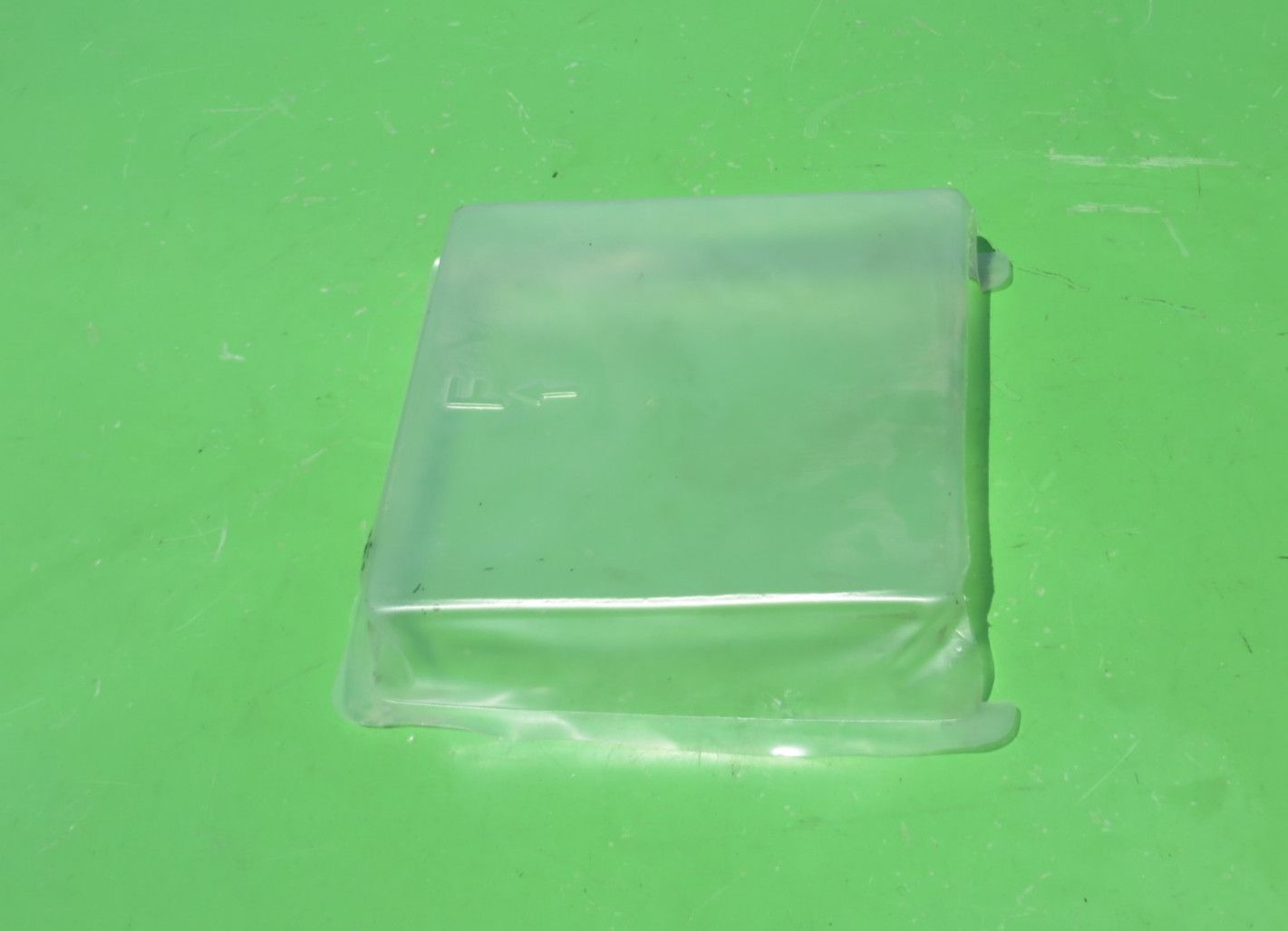 SUBARU LEGACY 00-04 ECM ENGINE COMPUTER MODULE ECU PROTECTOR COVER OEM OUTBACK