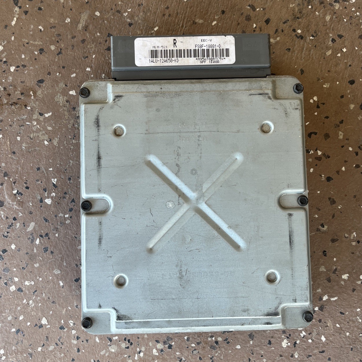 01-02 MAZDA 626 4CLY AT ECU ECM COMPUTER FS8F-18881-D