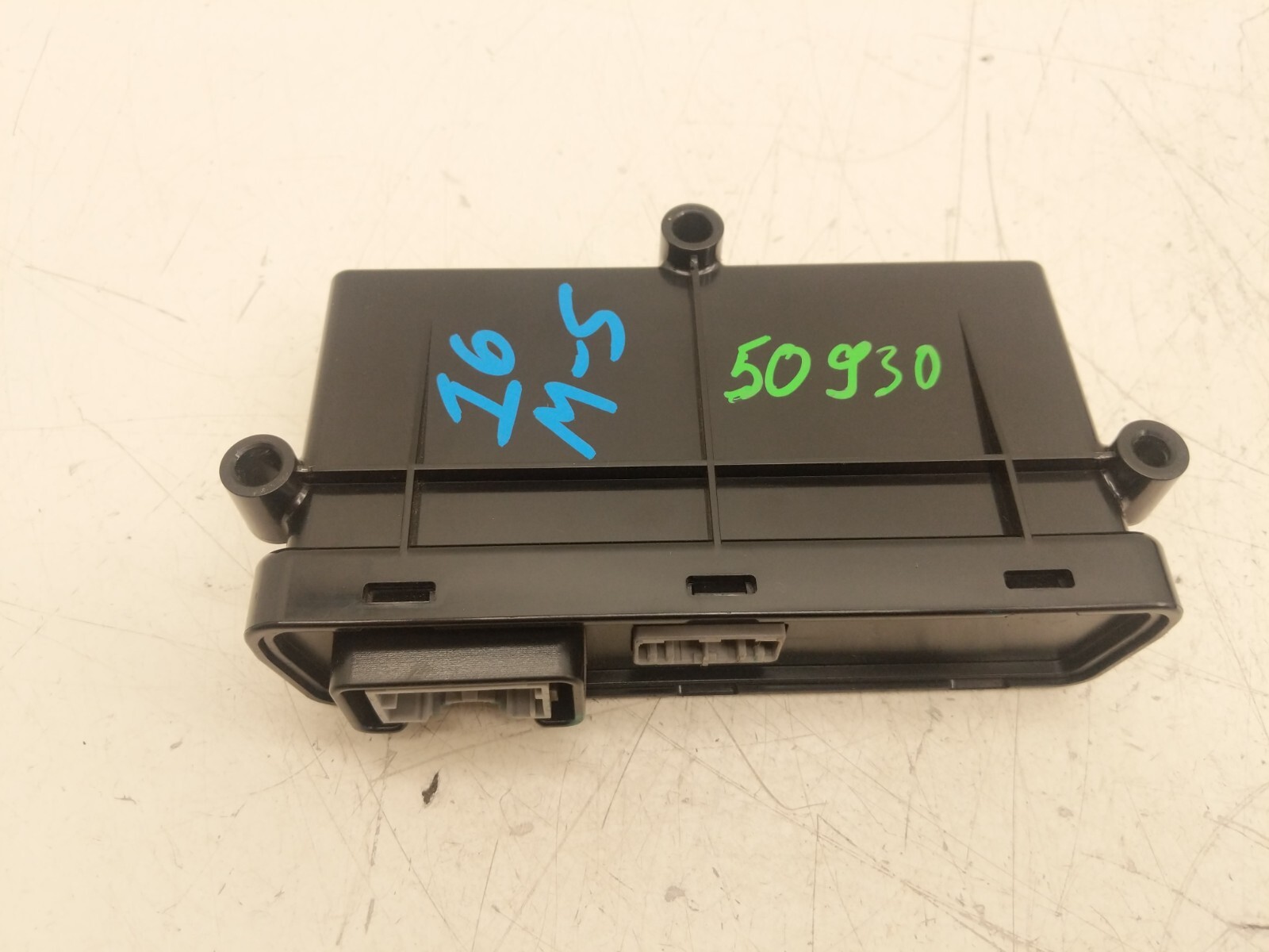⭕ 2012-2020 Model S MS Park Parking Brake Controller Control Module 1007618-00-E