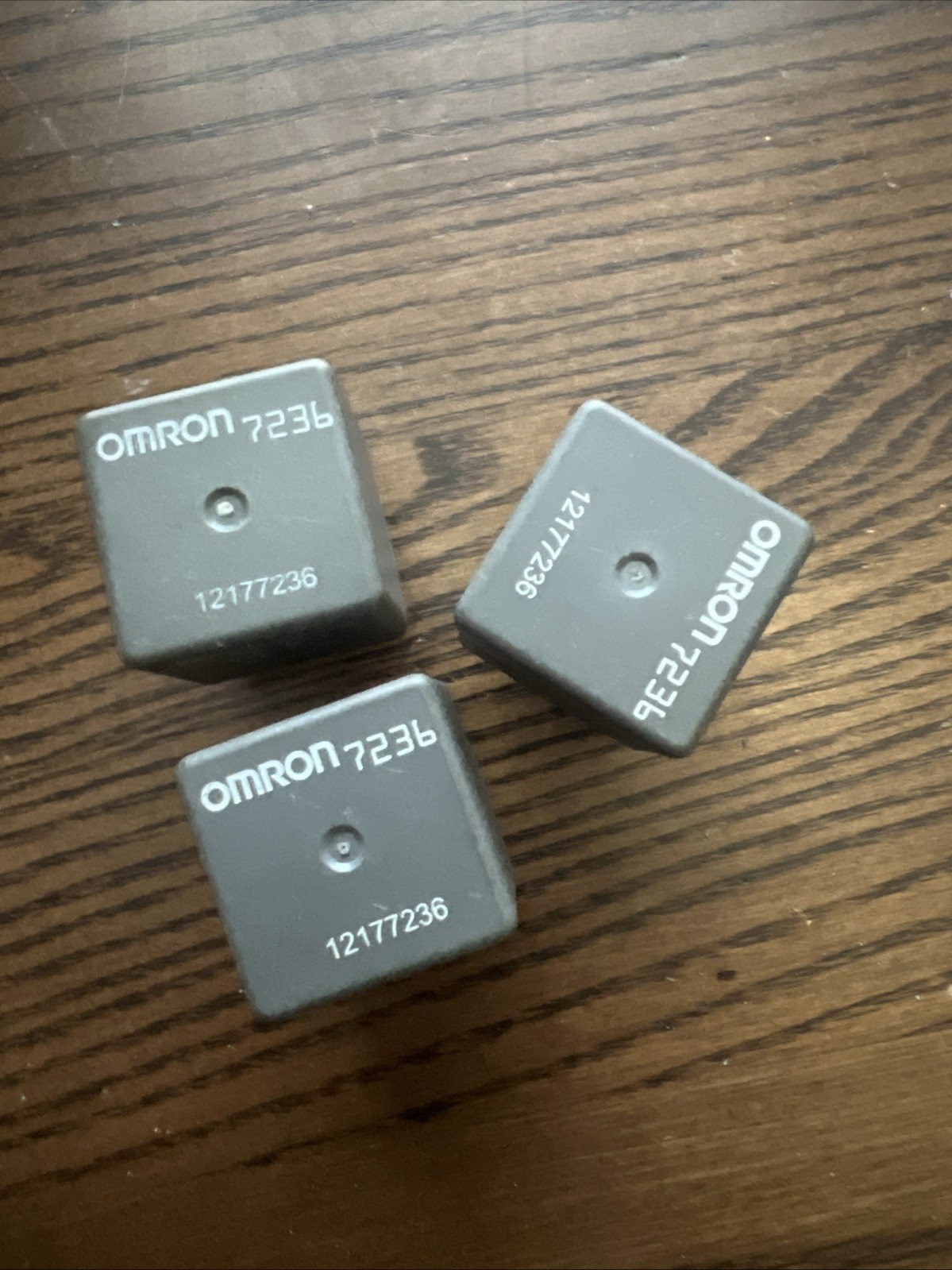 ✅ (Lot of 3) GM Omron 4 Pins Relay 12177236 OEM (7236)