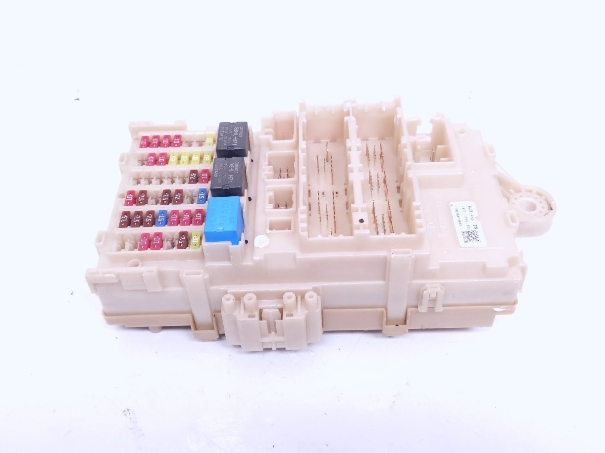 2017-2018 Honda Hr-V Driver Cabin Fuse Box – Lx 1.8L 38200-T7s-A01