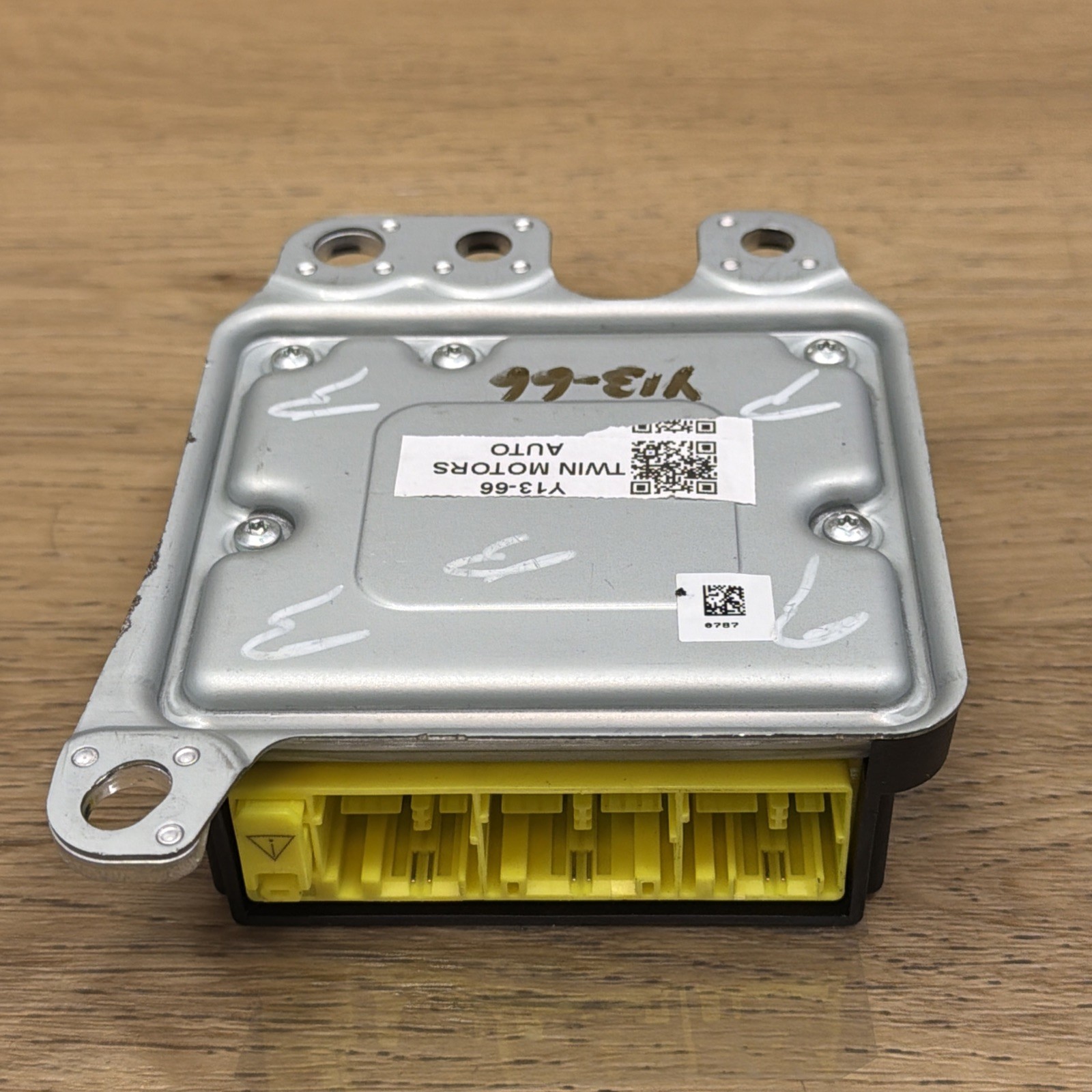 🟢🟢2014-2019 Infiniti Q50 98820 6HE0A CLEAR CONTROL MODULE SRS🟢🟢