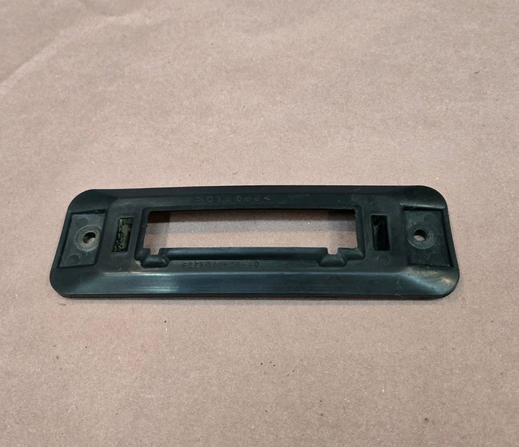92-96 FORD F150 5.0 4.9 5.8 ECM PCM ECU PLASTIC SEAL GASKET F4TF-12B523-ac OEM