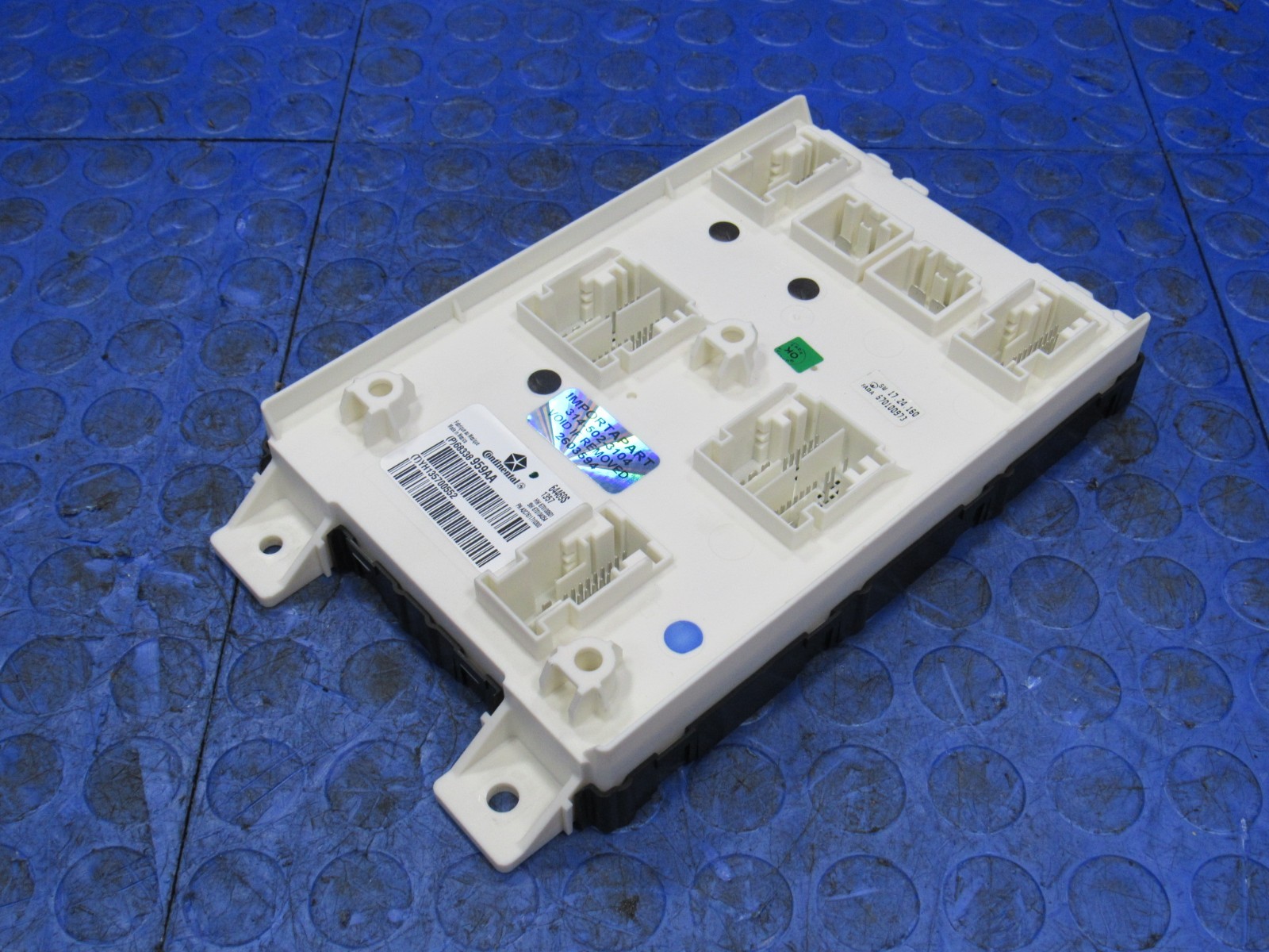 18 Maserati Ghibli Levante Quattroporte BCM Body Control Module 68338959AA 3594