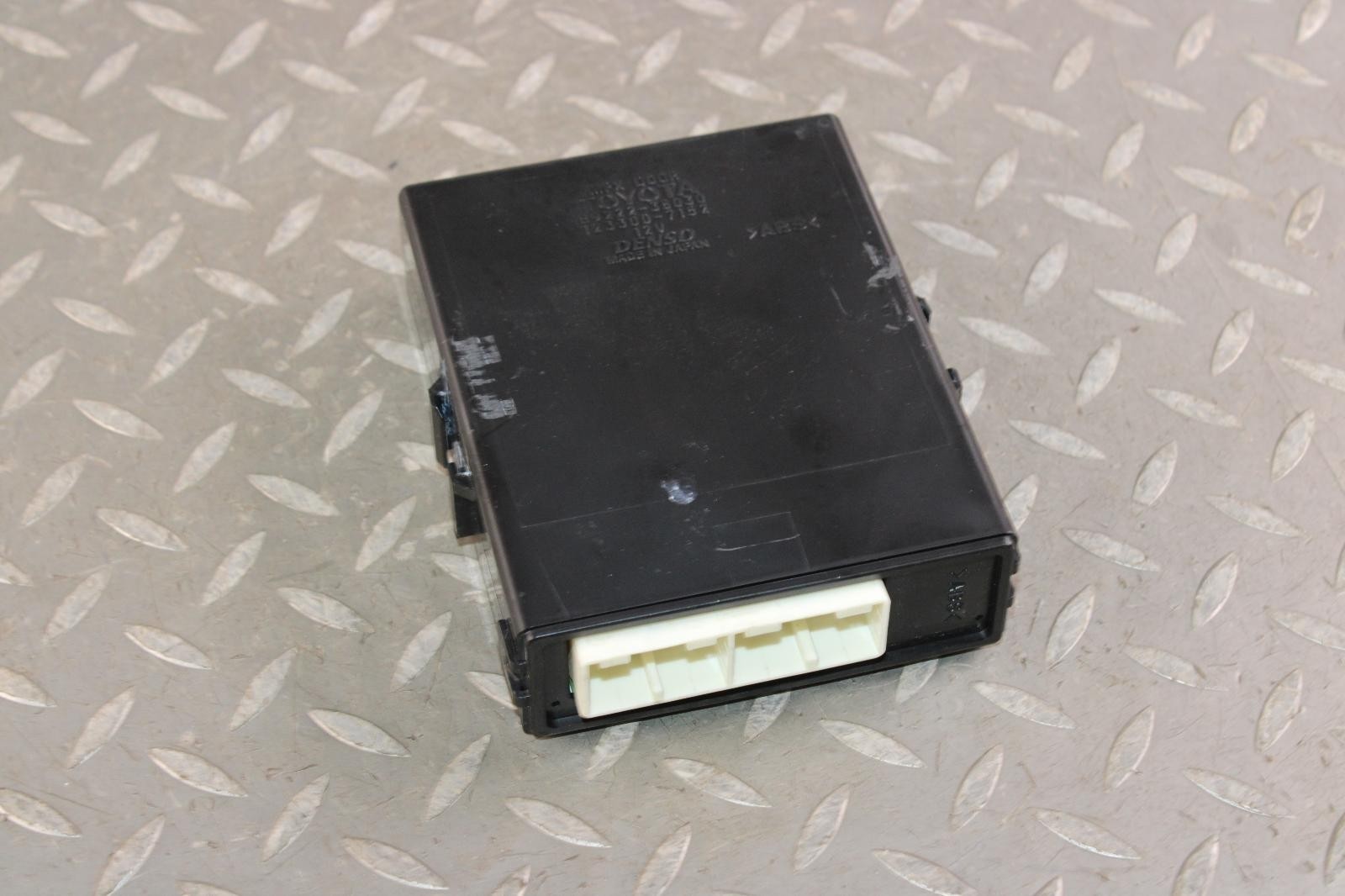 10-24 4 Runner Multiplex Network Body Control Module BCM BCU Unit Factory OEM OE