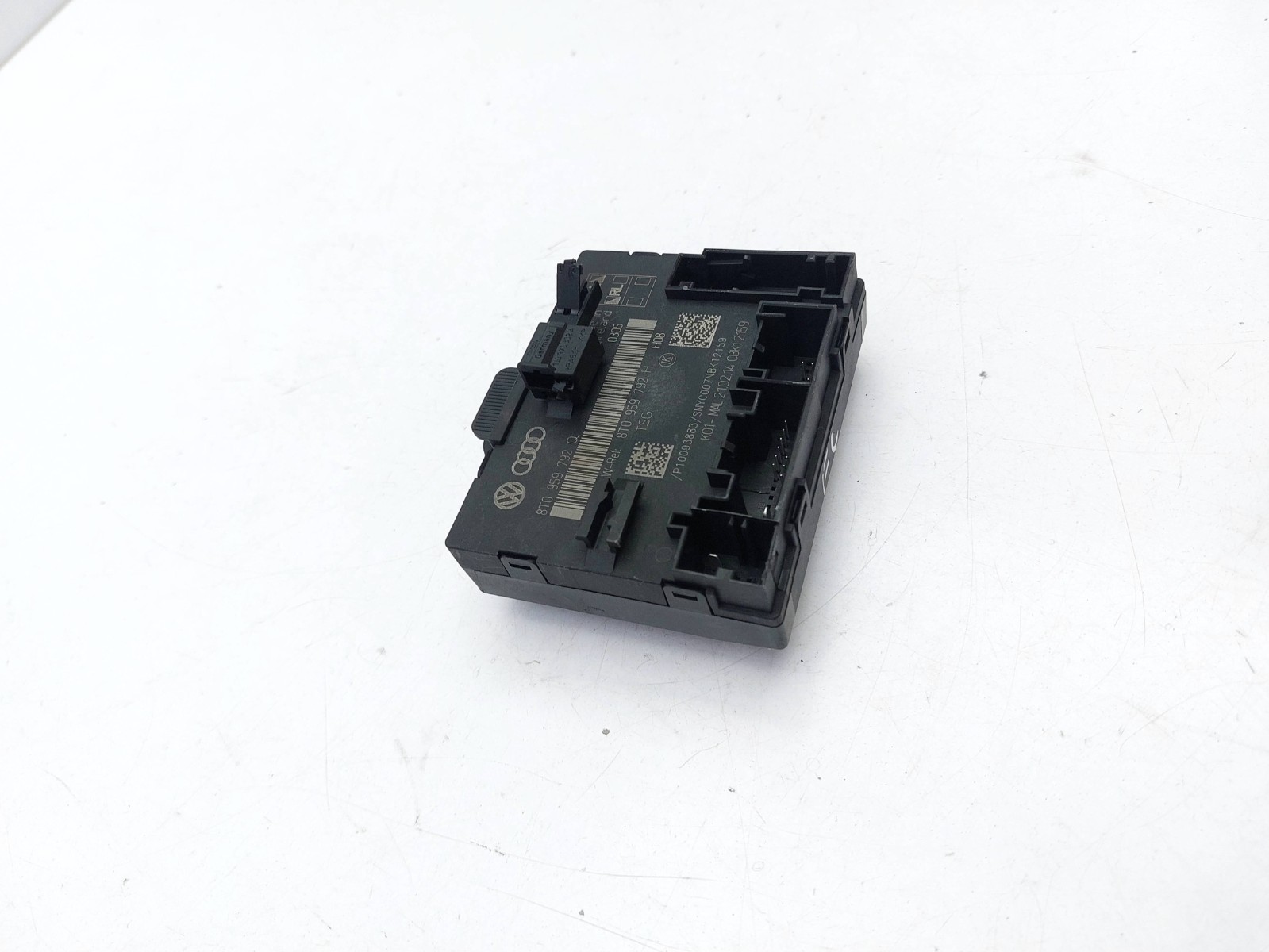 DOOR CONTROL UNIT MODULE ECU FRONT LEFT 8T0959792H AUDI A5 8T 2015
