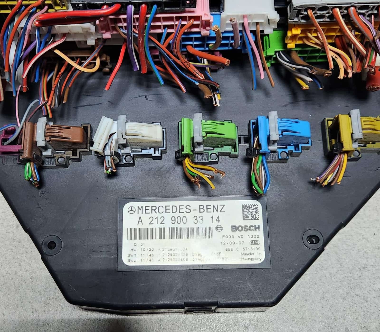 Mercedes-Benz Sam Control Module Front/Rear A2129003314 W204 C-Class