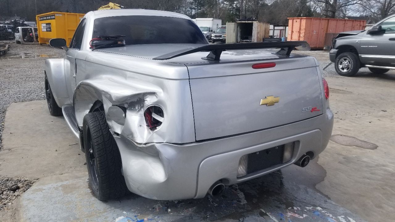 04 CHEVY SSR BODY CONTROL MODULE BCM 15116065
