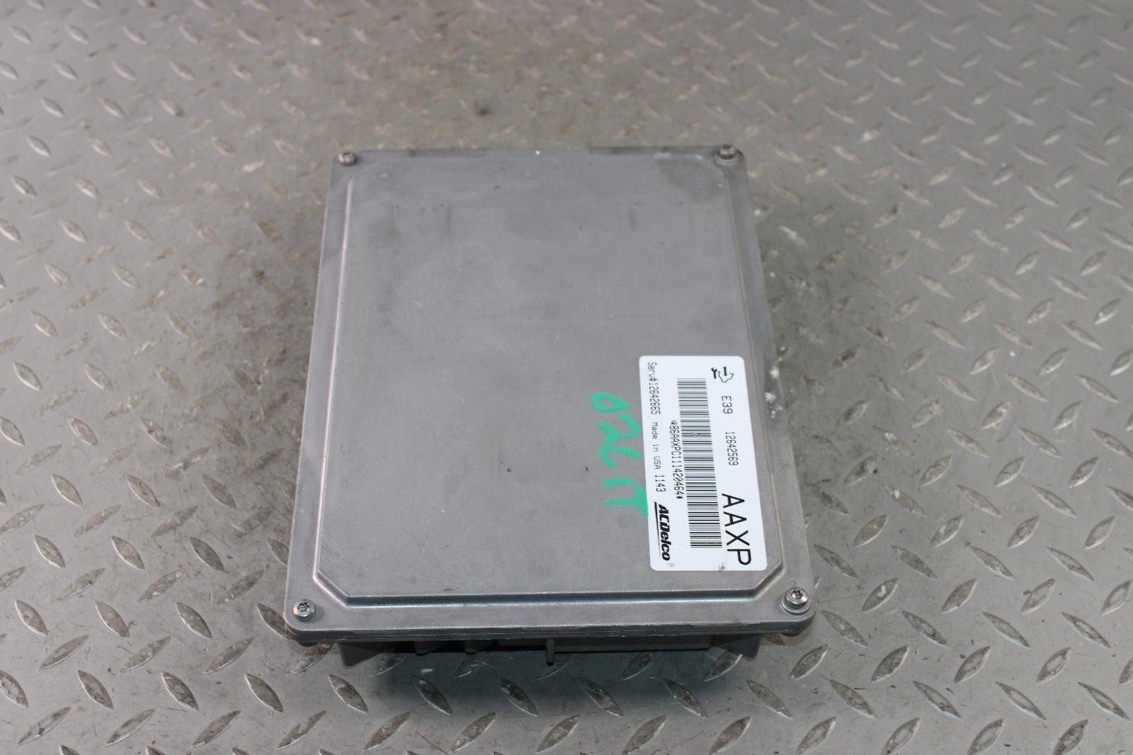 10-11 Equinox Engine Computer Electronic Control Module ECU ECM PCM