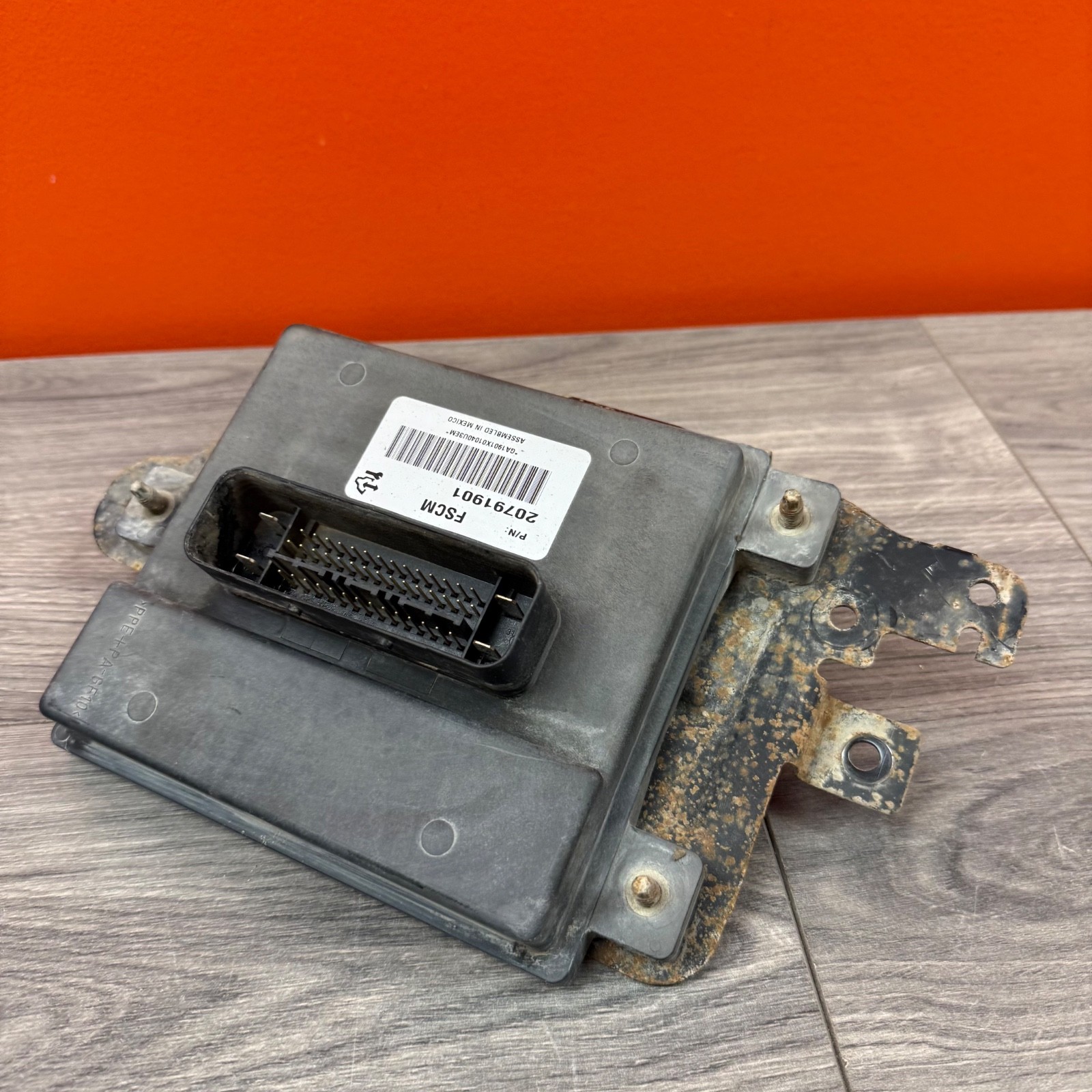 2010-2012 GM Chevy Multi Vehicle Fuel Pump Flow Control Module 20791901 OEM